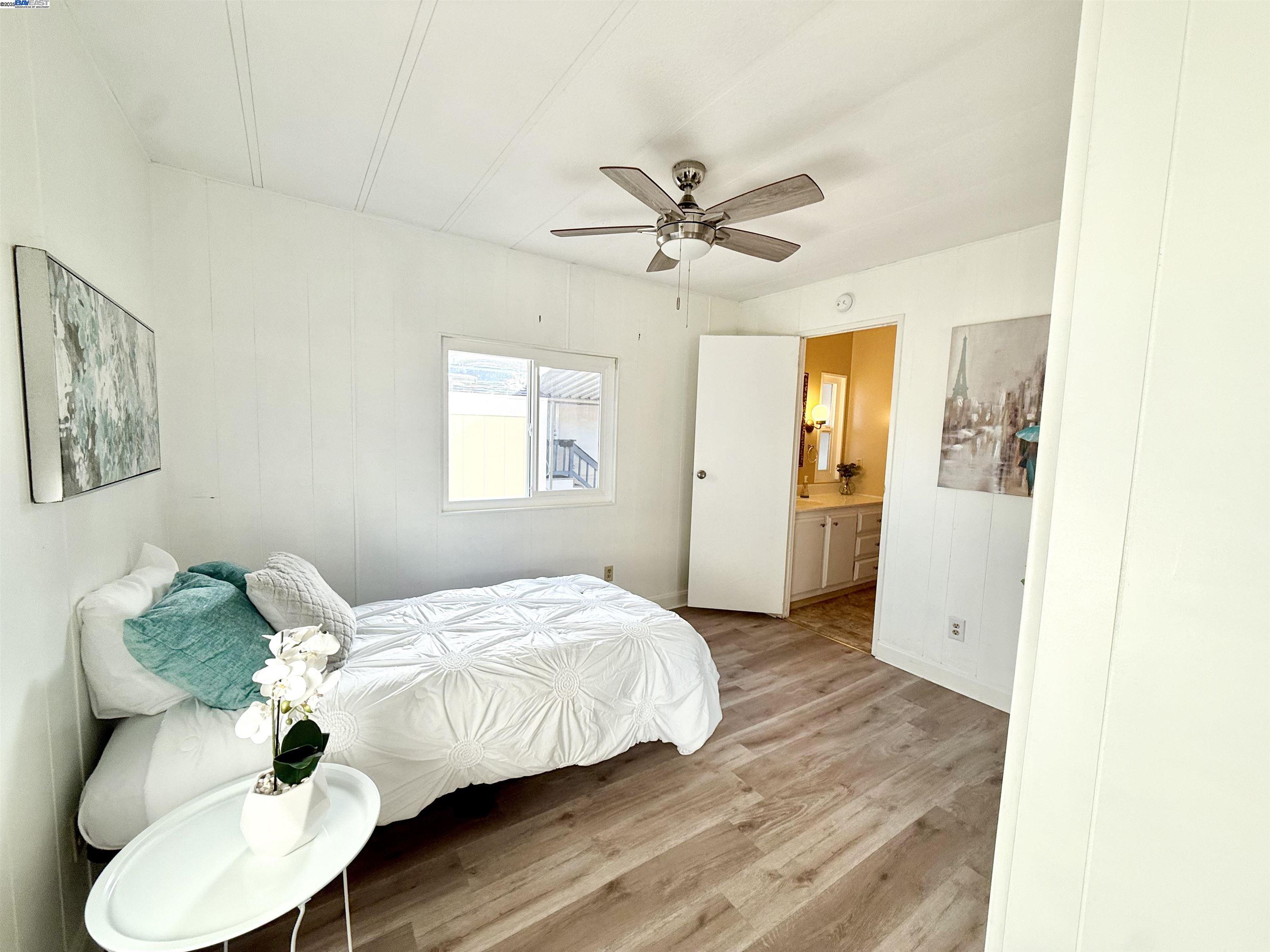 Detail Gallery Image 11 of 23 For 29255 Harpoon Way, Hayward,  CA 94544 - 2 Beds | 2 Baths