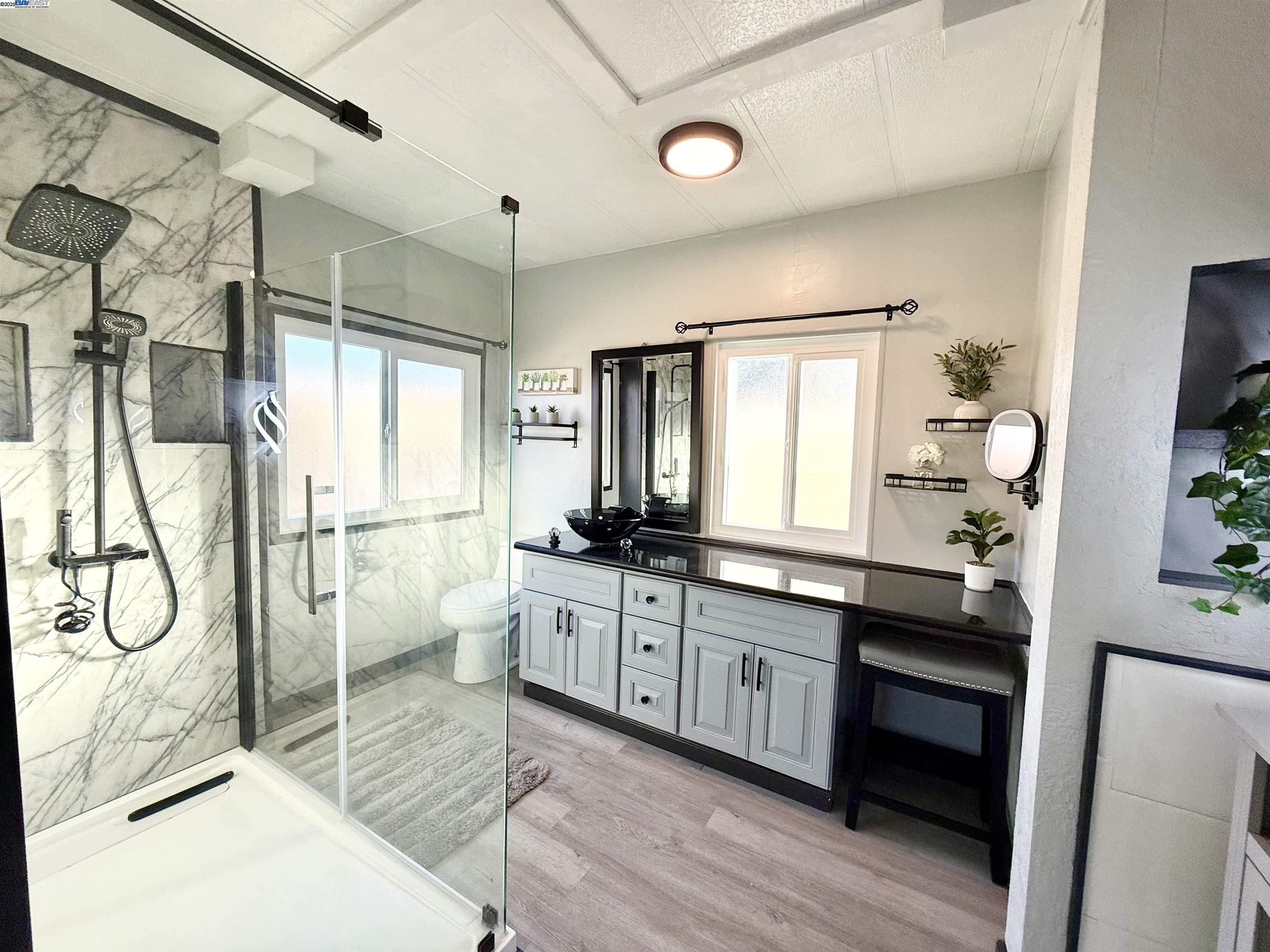 Detail Gallery Image 13 of 23 For 29255 Harpoon Way, Hayward,  CA 94544 - 2 Beds | 2 Baths
