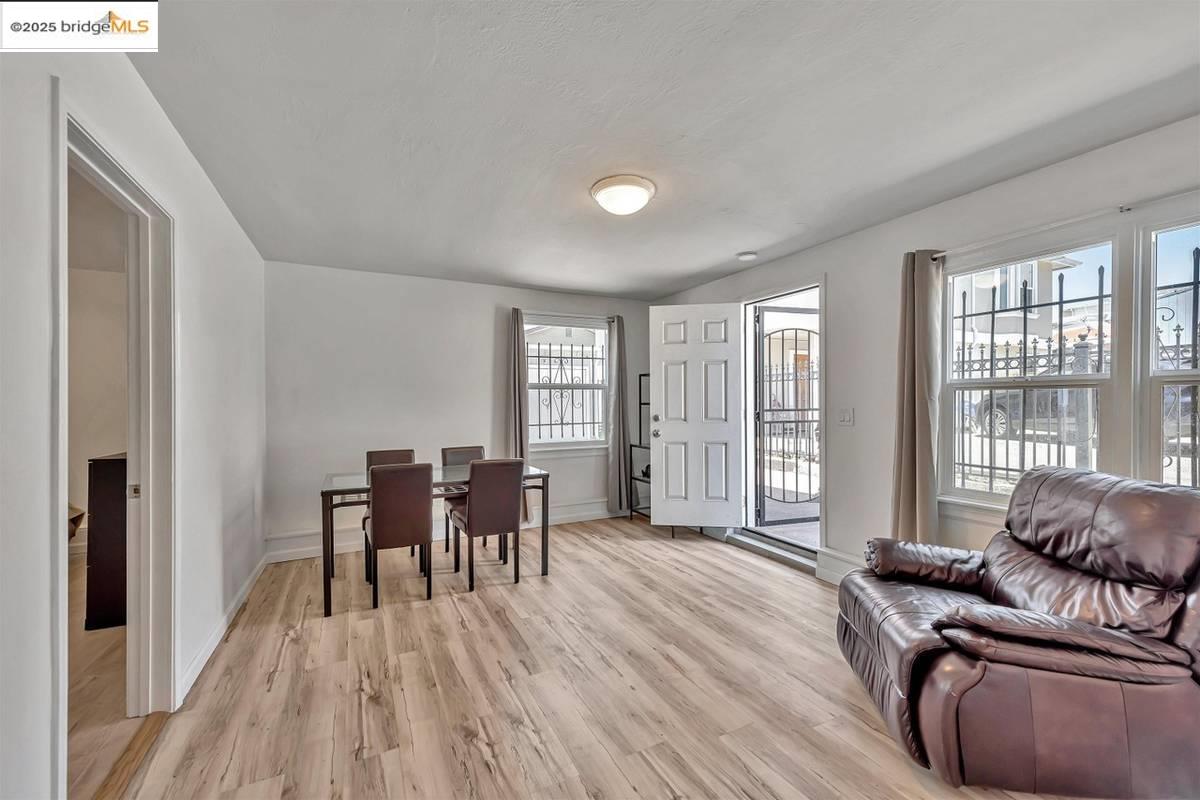 Detail Gallery Image 19 of 24 For 1715 9th Ave #UNIT C,  Oakland,  CA 94606 - 1 Beds | 1 Baths