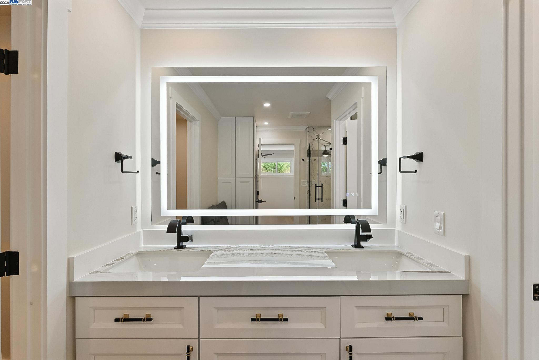 Detail Gallery Image 21 of 51 For 5701 Lewis Way, Concord,  CA 94521 - 4 Beds | 2/1 Baths