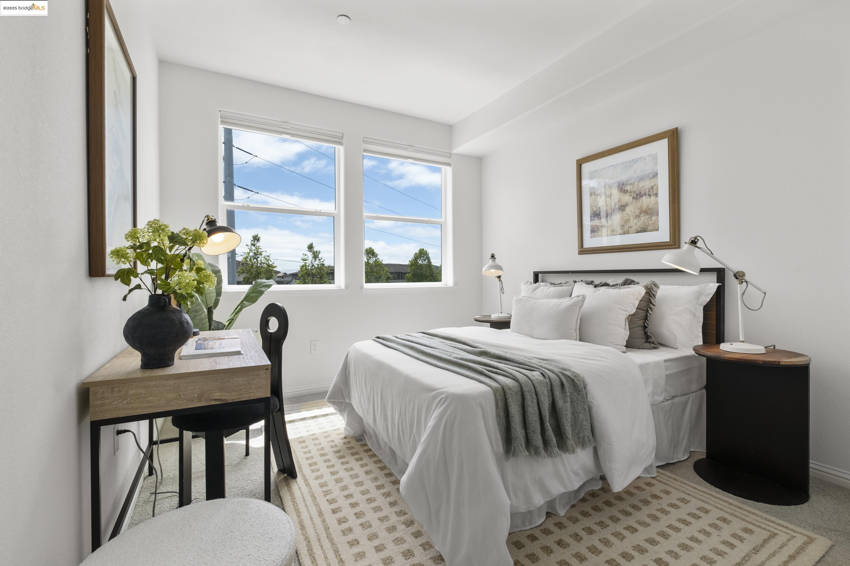 Detail Gallery Image 16 of 44 For 2818 Fifth Street, Alameda,  CA 94501 - 2 Beds | 2 Baths