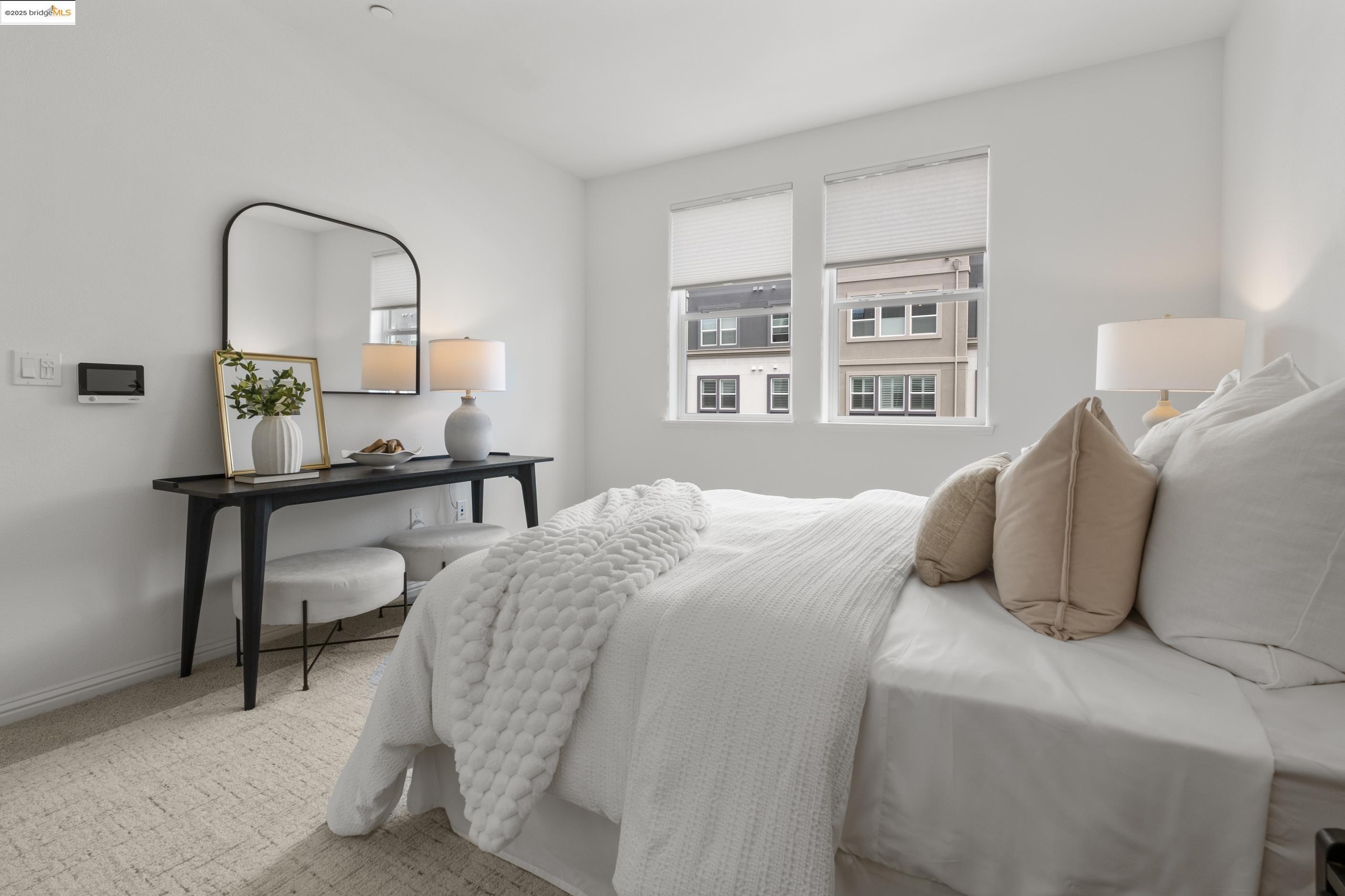 Detail Gallery Image 23 of 44 For 2818 Fifth Street, Alameda,  CA 94501 - 2 Beds | 2 Baths