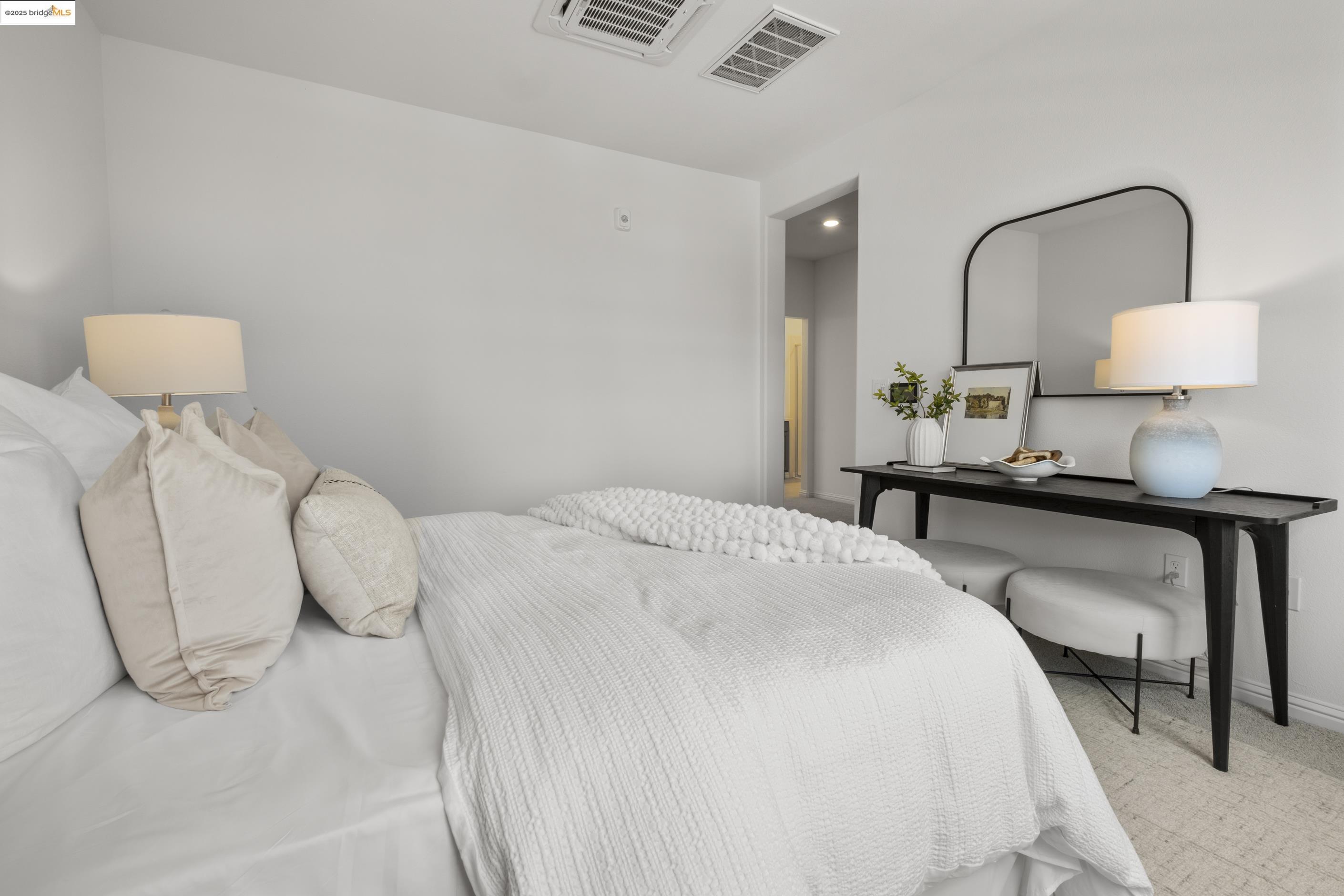 Detail Gallery Image 26 of 44 For 2818 Fifth Street, Alameda,  CA 94501 - 2 Beds | 2 Baths