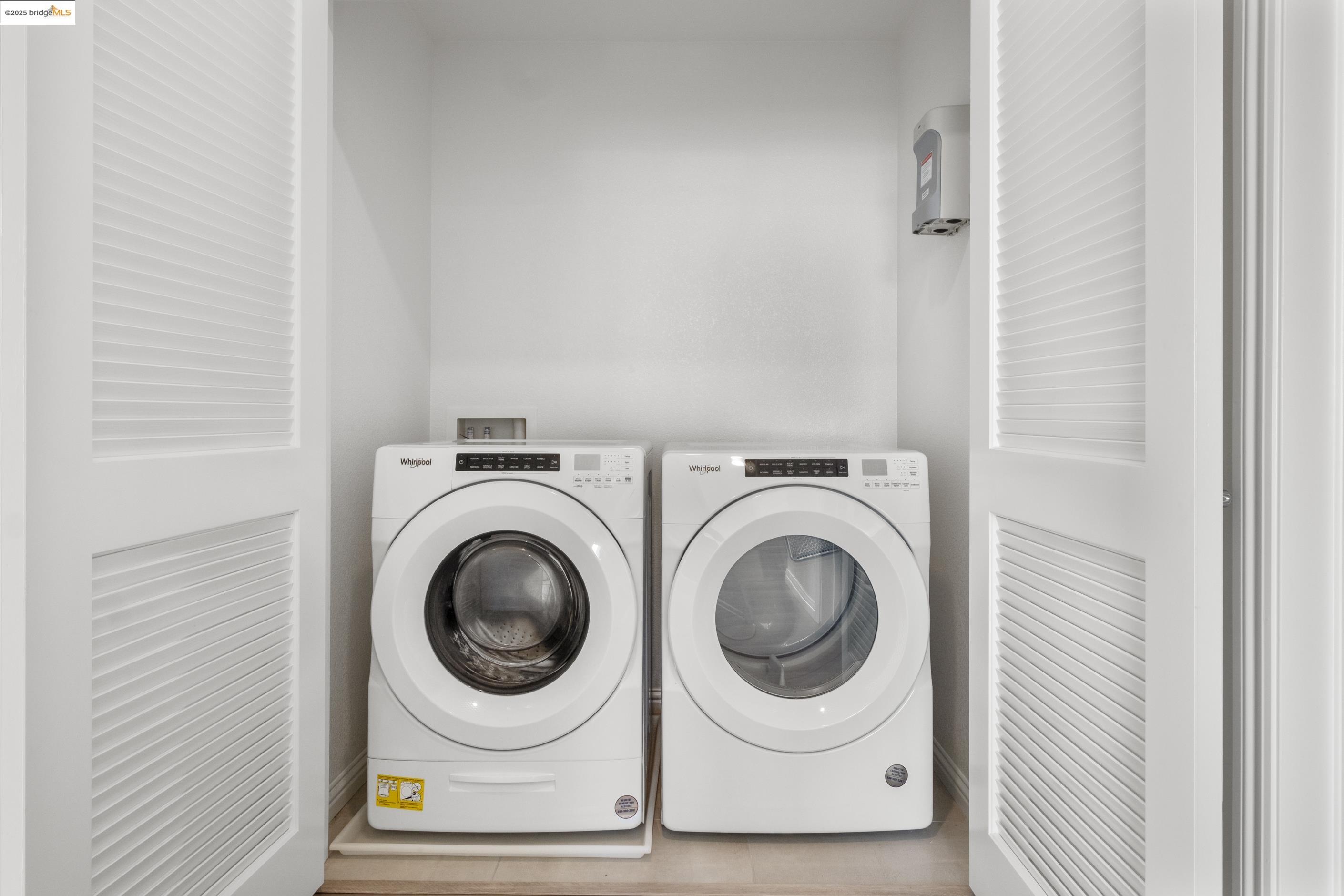 Detail Gallery Image 29 of 44 For 2818 Fifth Street, Alameda,  CA 94501 - 2 Beds | 2 Baths