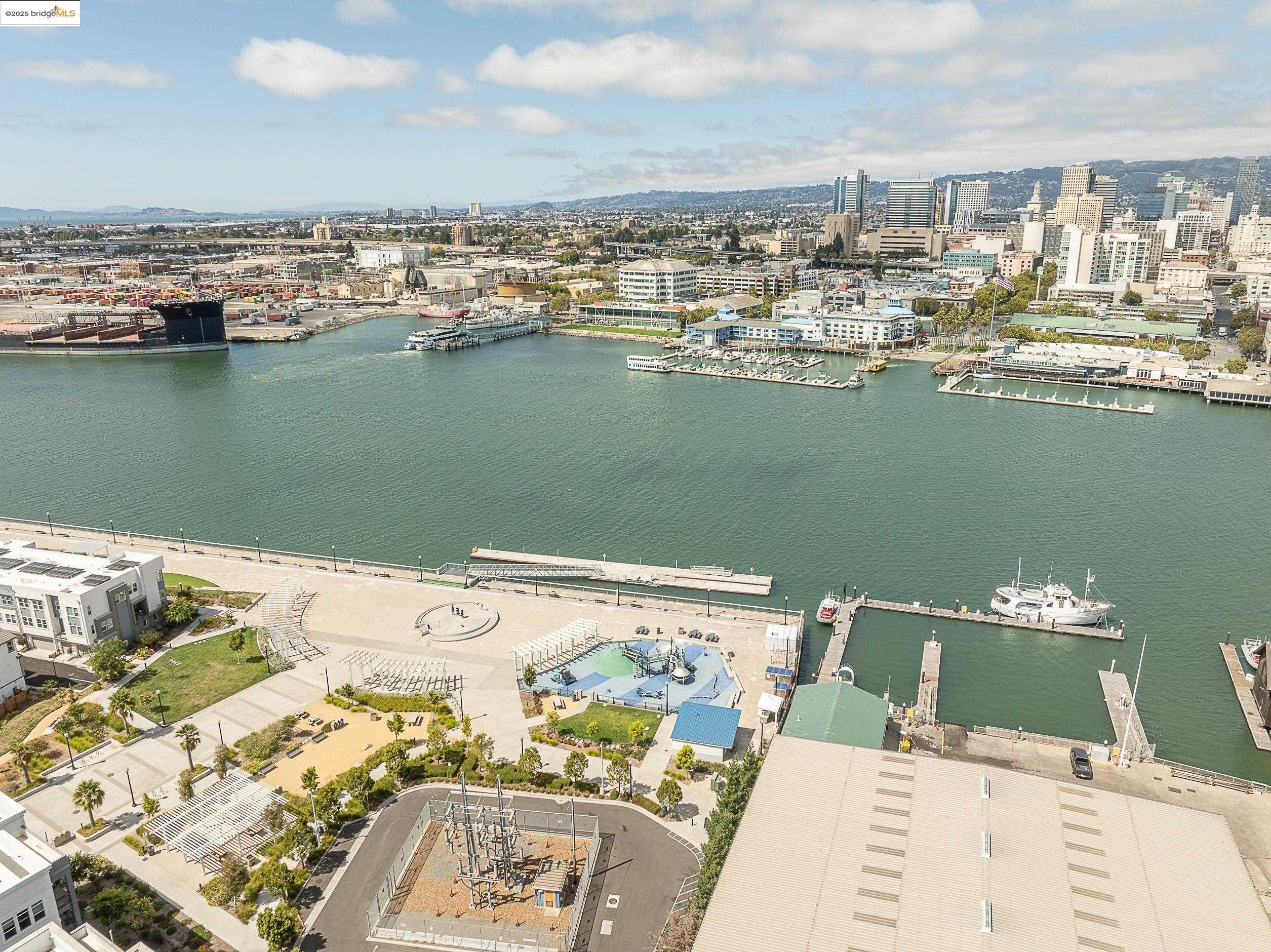 Detail Gallery Image 42 of 44 For 2818 Fifth Street, Alameda,  CA 94501 - 2 Beds | 2 Baths