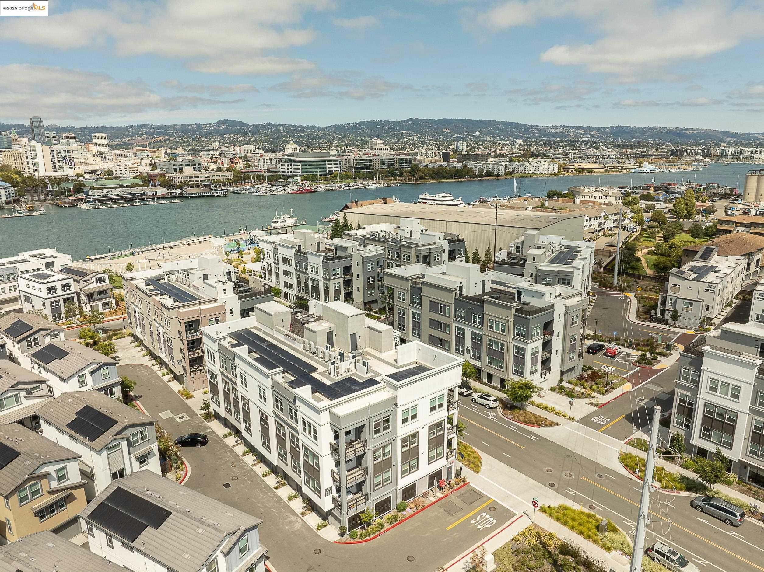 Detail Gallery Image 44 of 44 For 2818 Fifth Street, Alameda,  CA 94501 - 2 Beds | 2 Baths