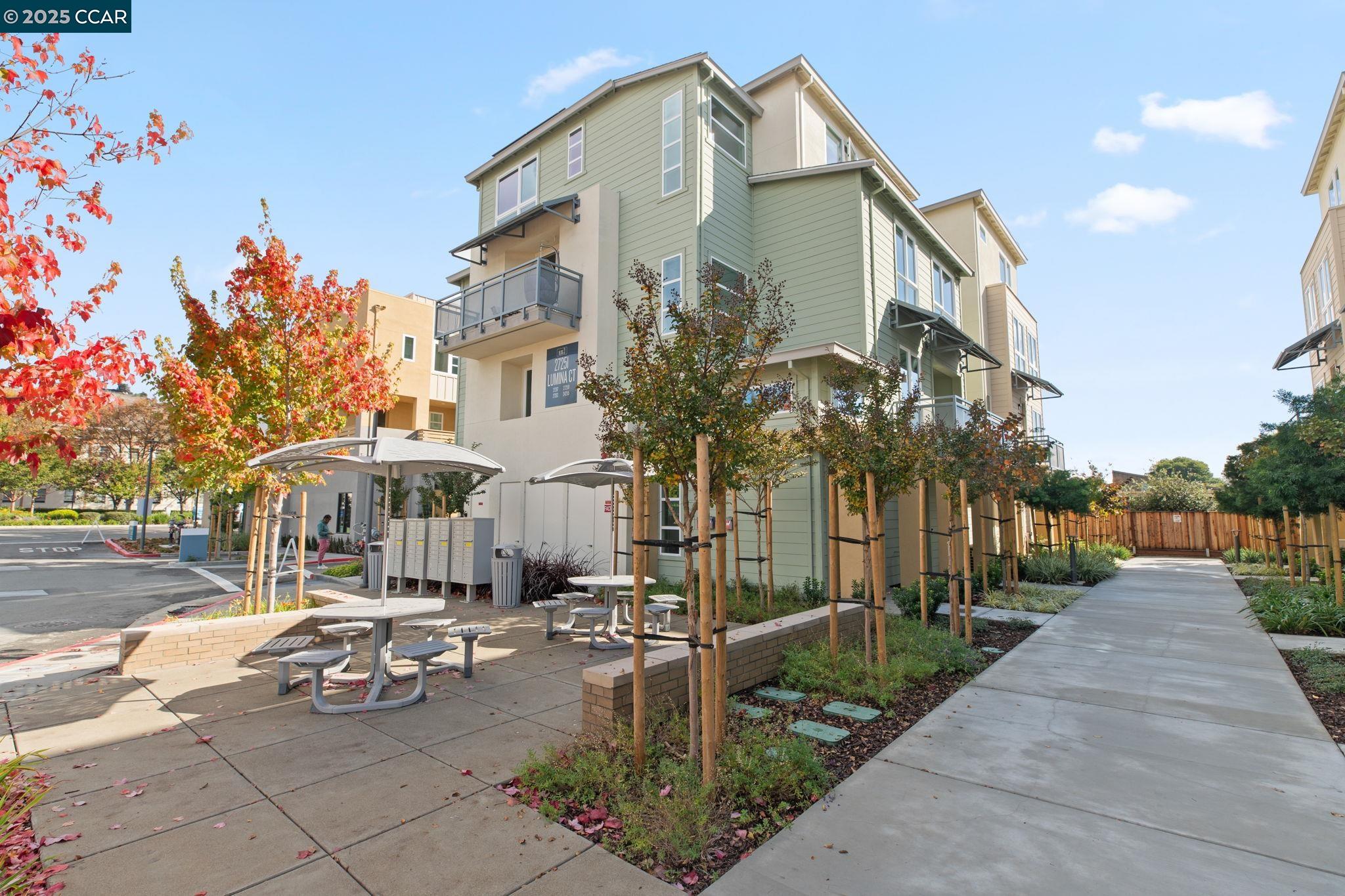 Detail Gallery Image 40 of 40 For 27264 Cosmo Ct, Hayward,  CA 94541 - 3 Beds | 2/1 Baths