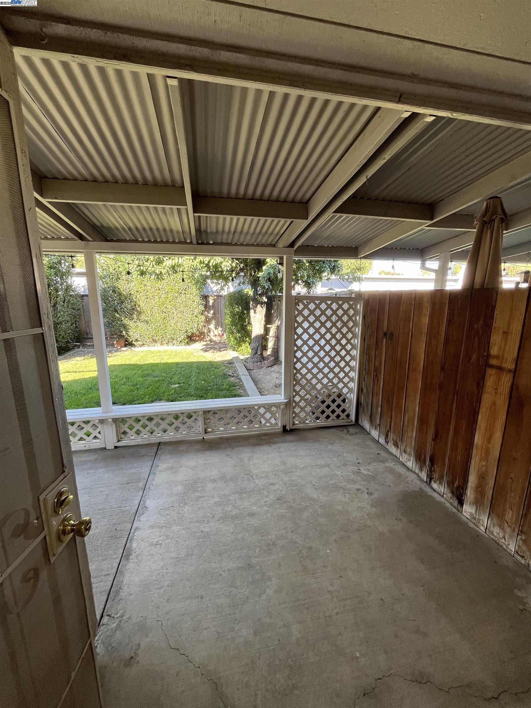 Detail Gallery Image 9 of 11 For 746 N K St, Livermore,  CA 94551 - 2 Beds | 1 Baths