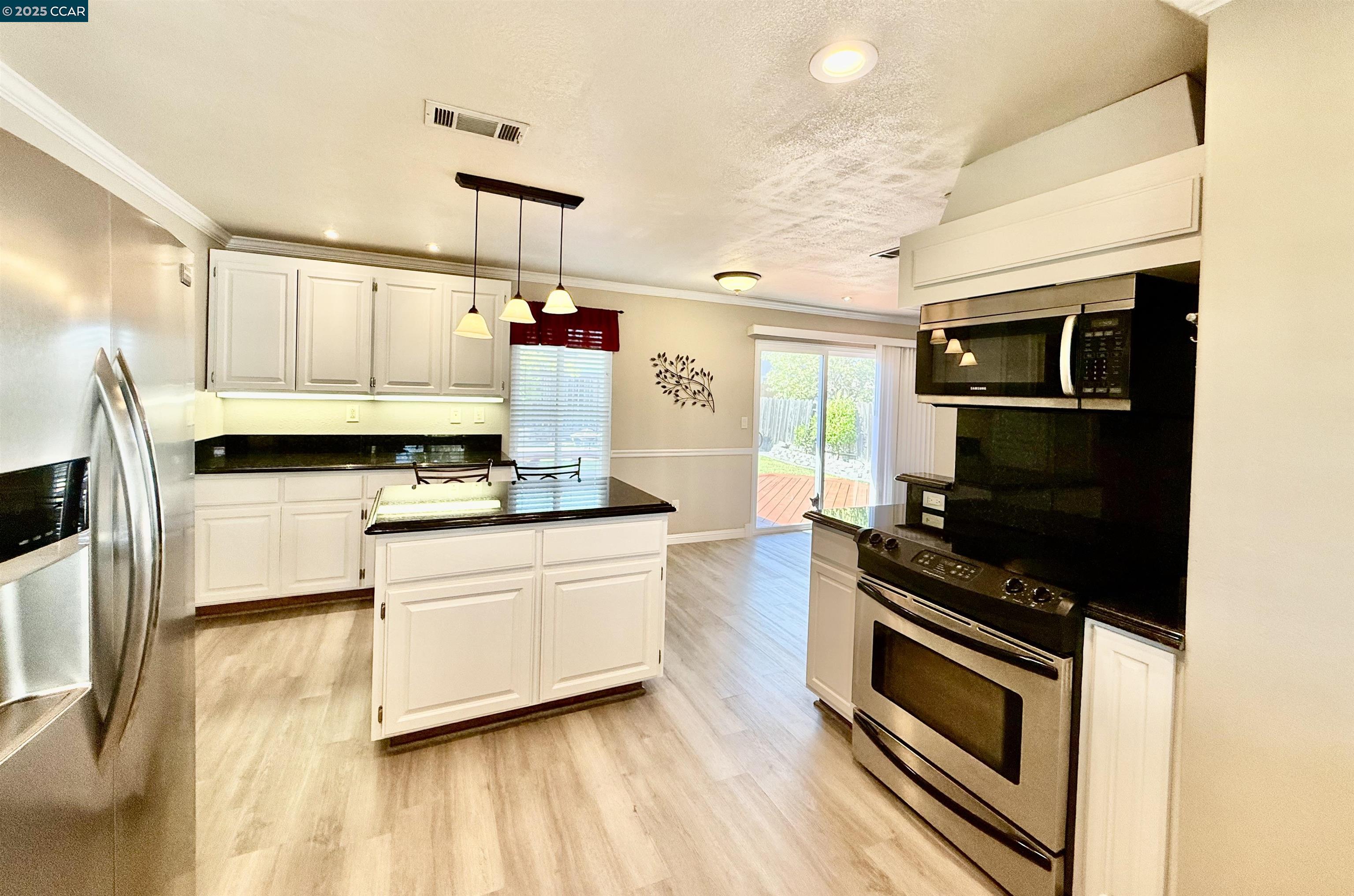 Detail Gallery Image 16 of 49 For 64 Rodondo Ave, Suisun City,  CA 94585 - 4 Beds | 2 Baths