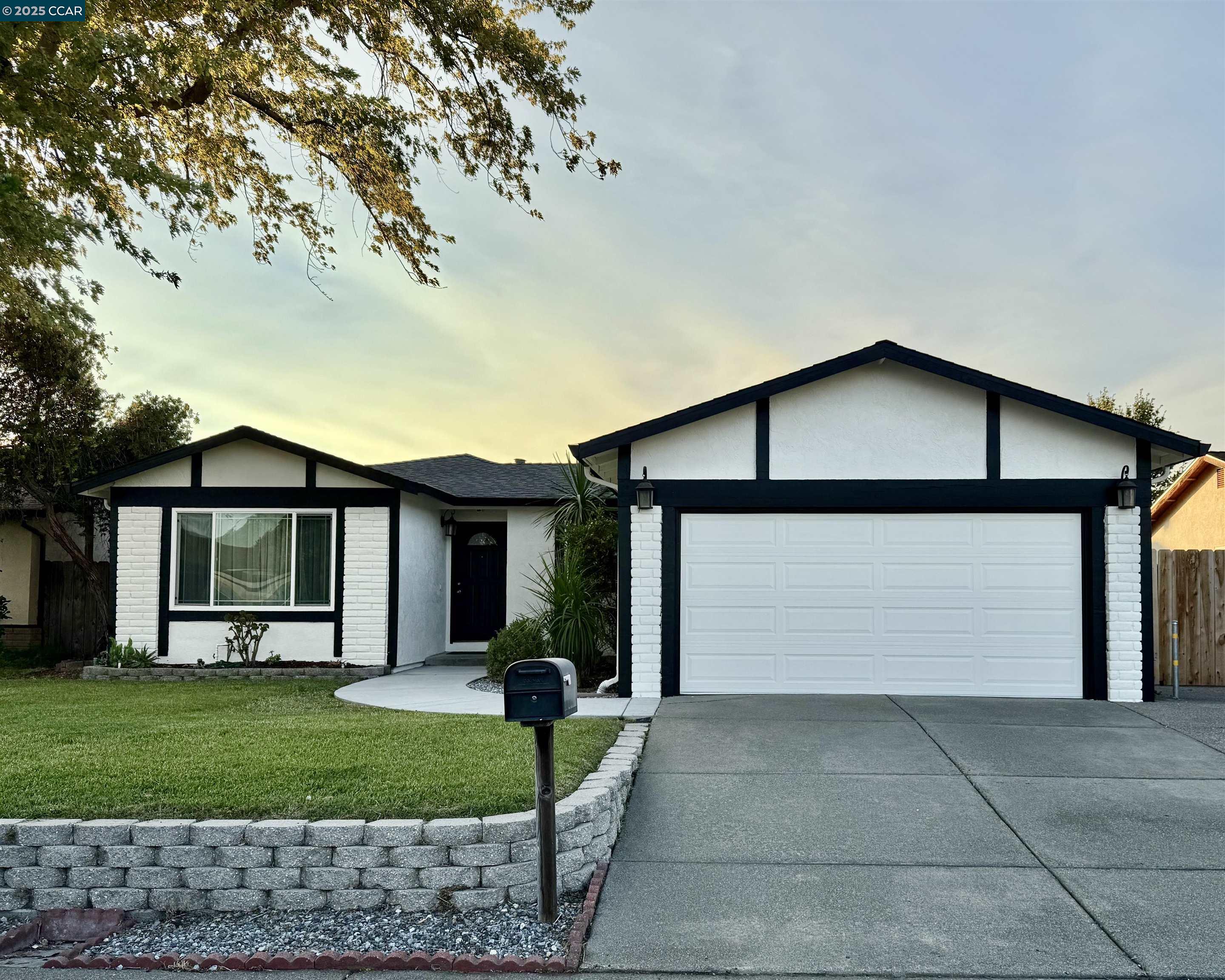 Detail Gallery Image 3 of 49 For 64 Rodondo Ave, Suisun City,  CA 94585 - 4 Beds | 2 Baths