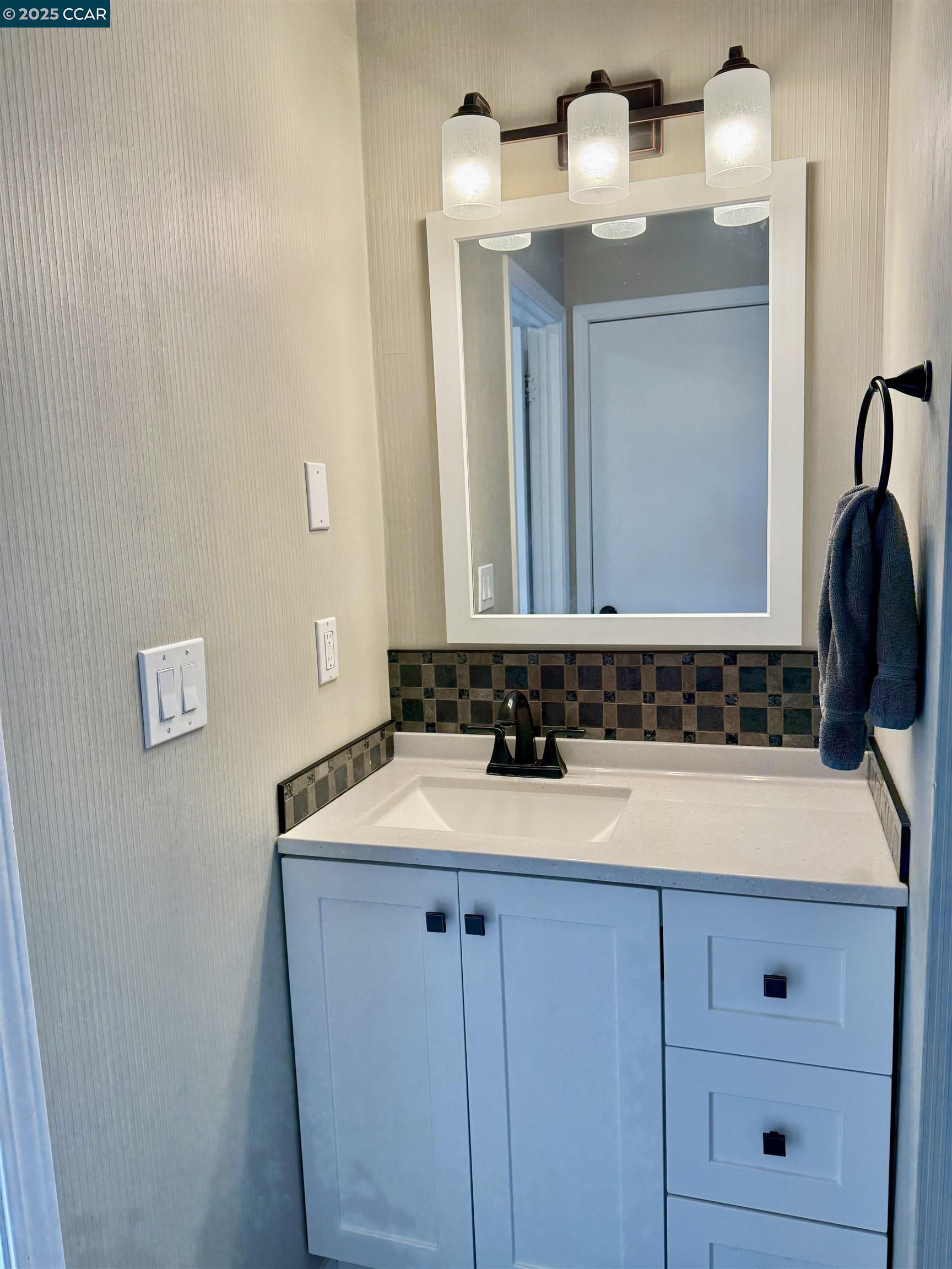 Detail Gallery Image 34 of 49 For 64 Rodondo Ave, Suisun City,  CA 94585 - 4 Beds | 2 Baths