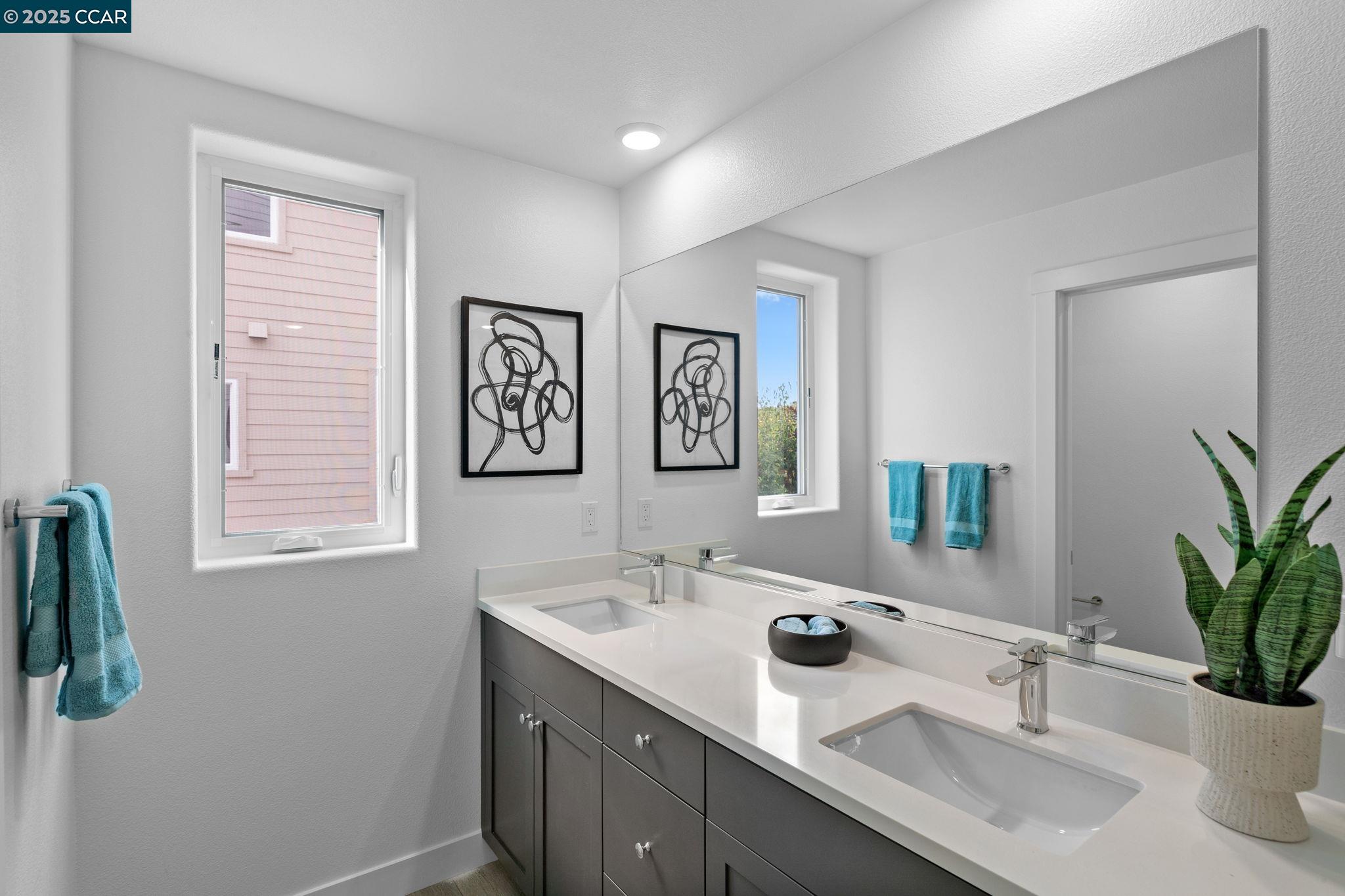 Detail Gallery Image 22 of 39 For 27276 Cosmo Ct, Hayward,  CA 94541 - 3 Beds | 2/1 Baths