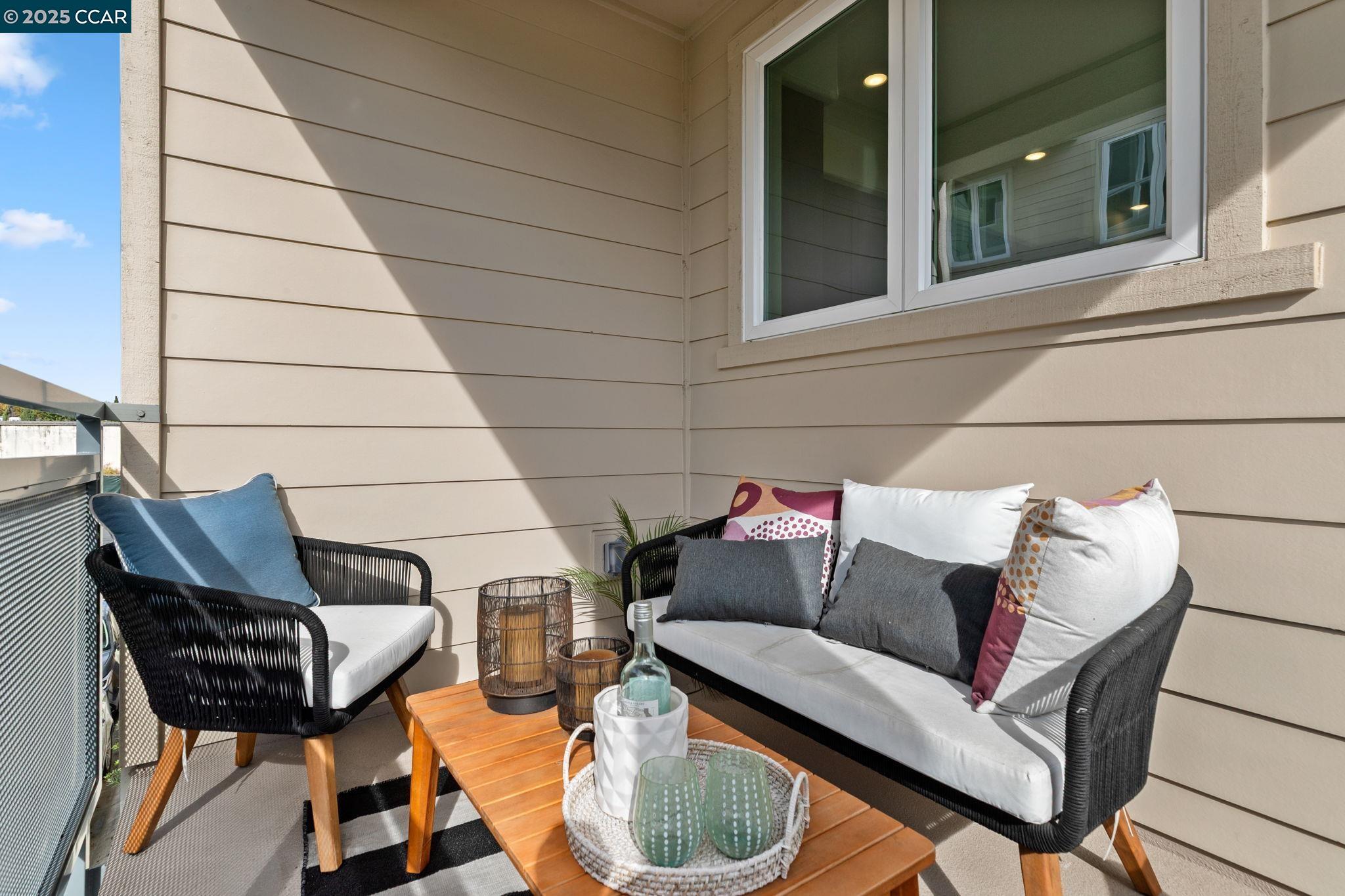 Detail Gallery Image 36 of 39 For 27276 Cosmo Ct, Hayward,  CA 94541 - 3 Beds | 2/1 Baths