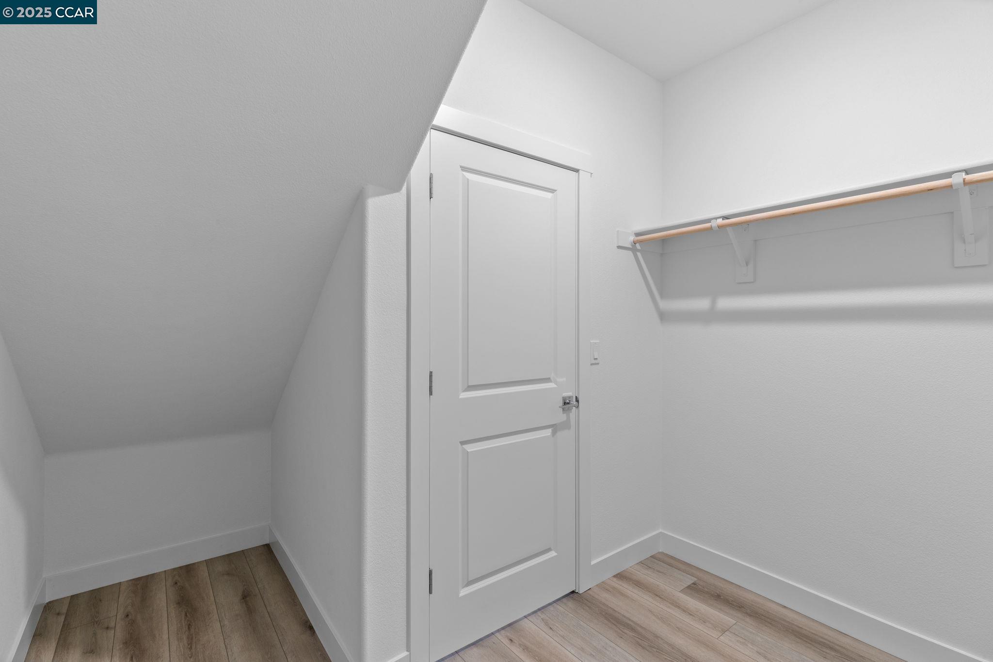 Detail Gallery Image 37 of 39 For 27276 Cosmo Ct, Hayward,  CA 94541 - 3 Beds | 2/1 Baths