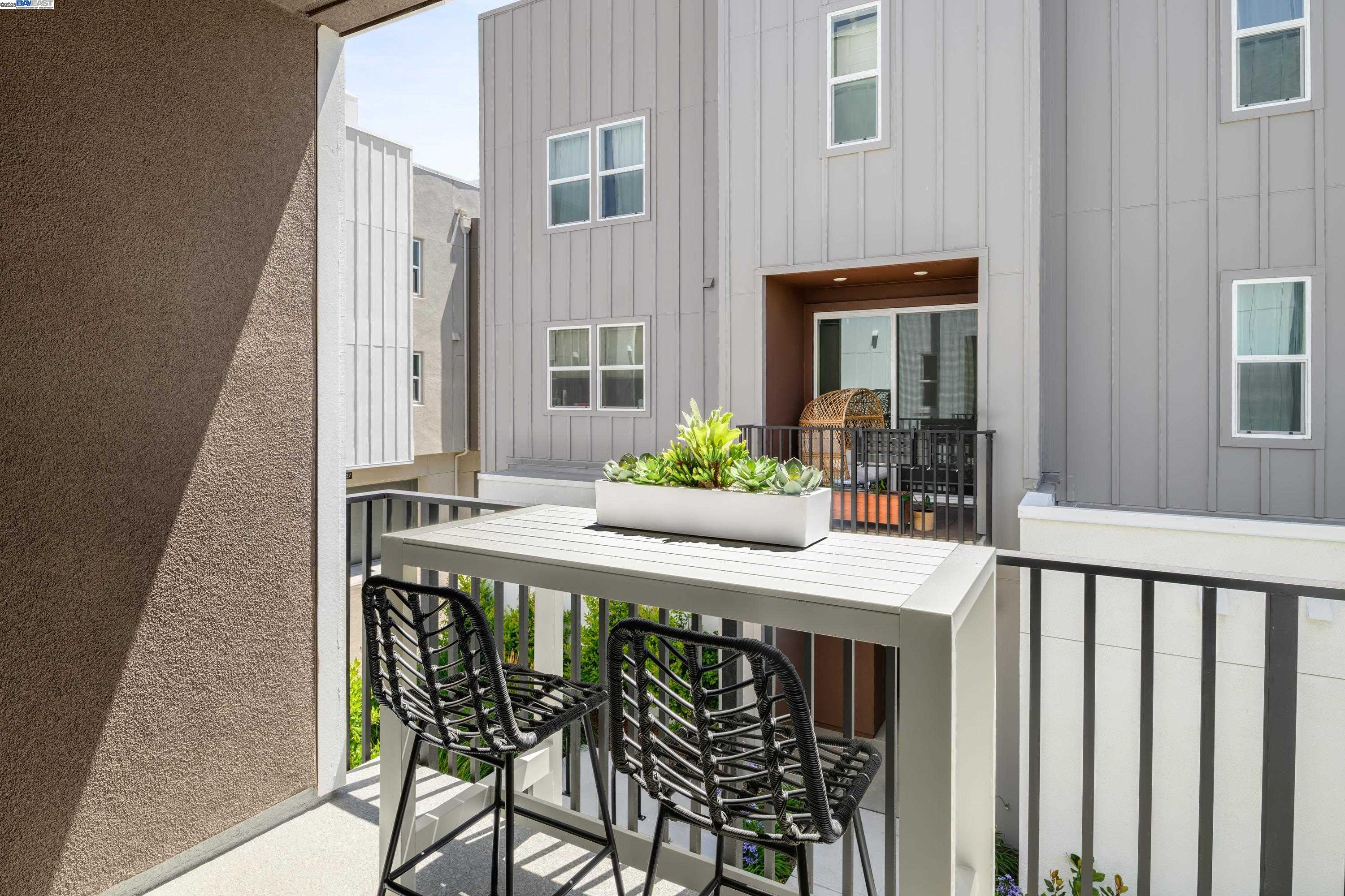 Photo #8: 41108252 Listing: Photo #8