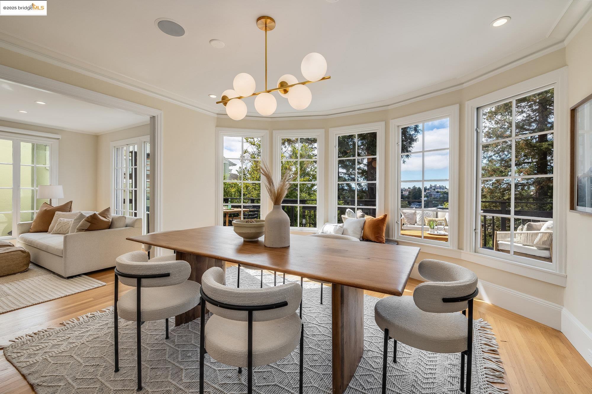 Detail Gallery Image 13 of 44 For 740 Calmar Ave, Oakland,  CA 94610 - 3 Beds | 2/1 Baths