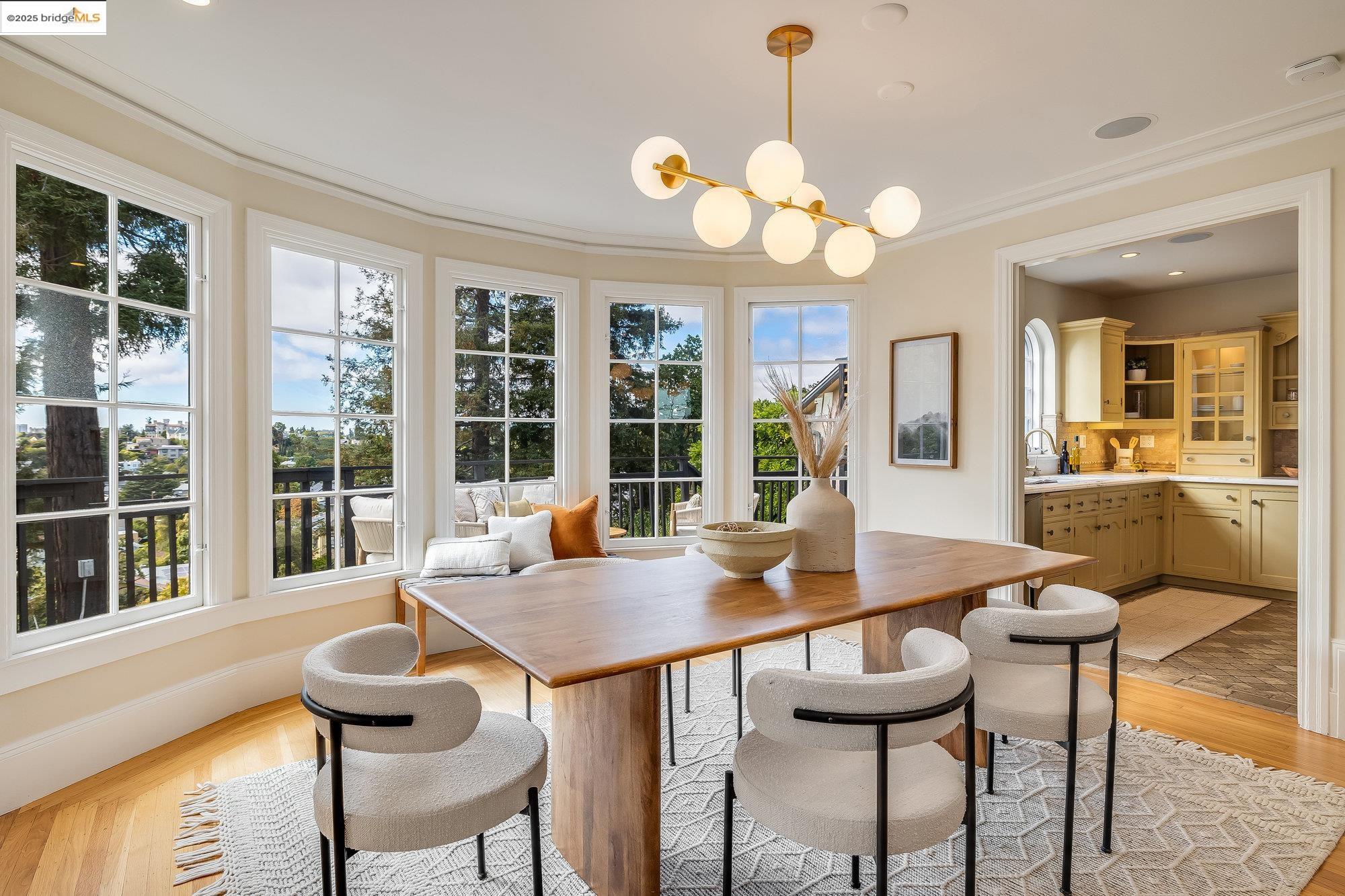 Detail Gallery Image 16 of 44 For 740 Calmar Ave, Oakland,  CA 94610 - 3 Beds | 2/1 Baths
