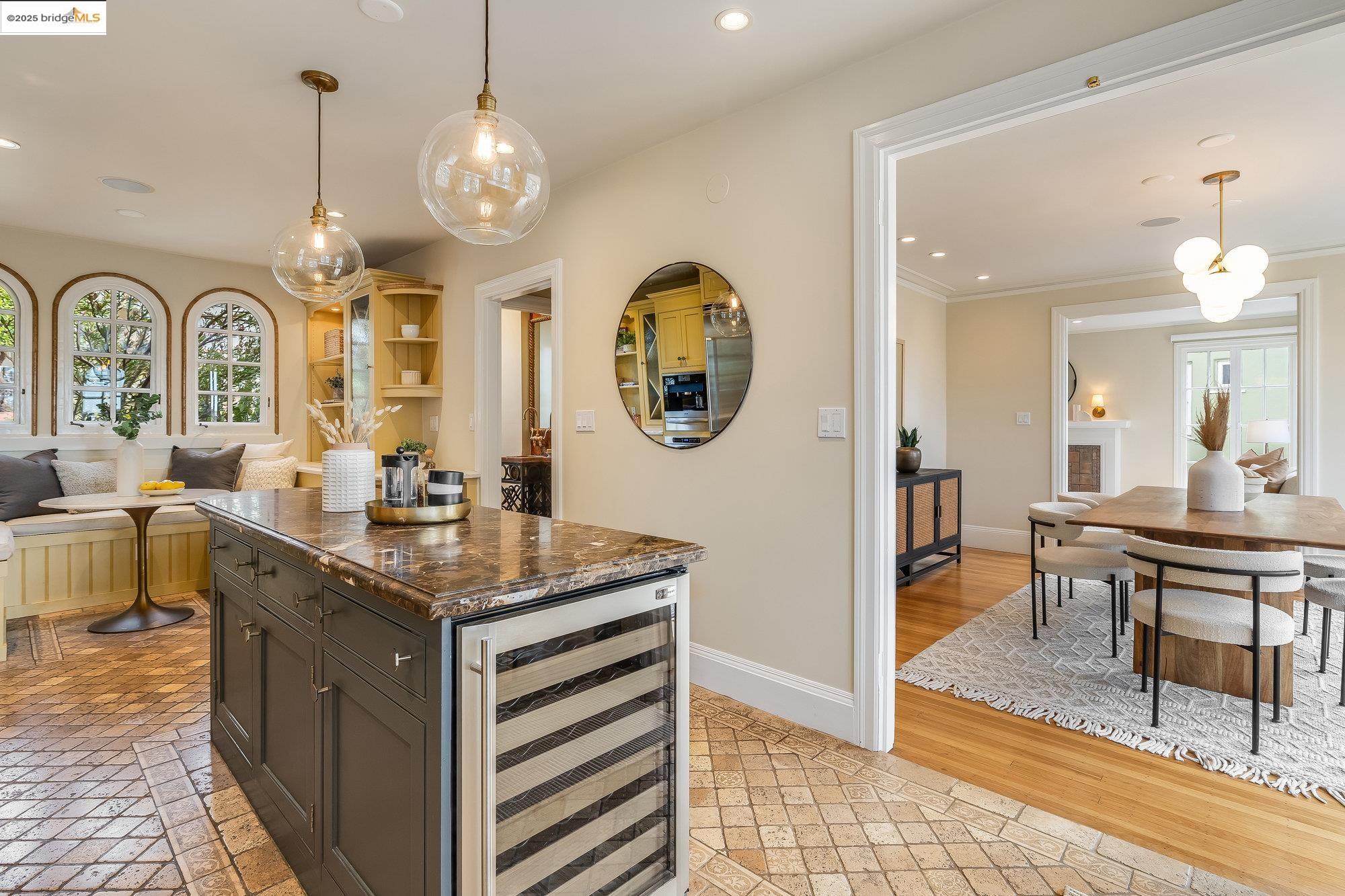 Detail Gallery Image 17 of 44 For 740 Calmar Ave, Oakland,  CA 94610 - 3 Beds | 2/1 Baths