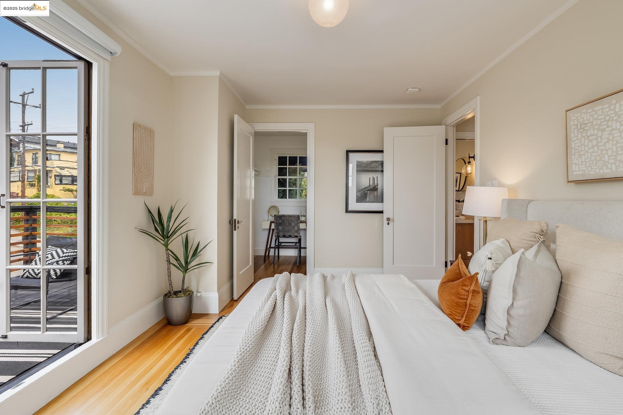 Detail Gallery Image 31 of 44 For 740 Calmar Ave, Oakland,  CA 94610 - 3 Beds | 2/1 Baths