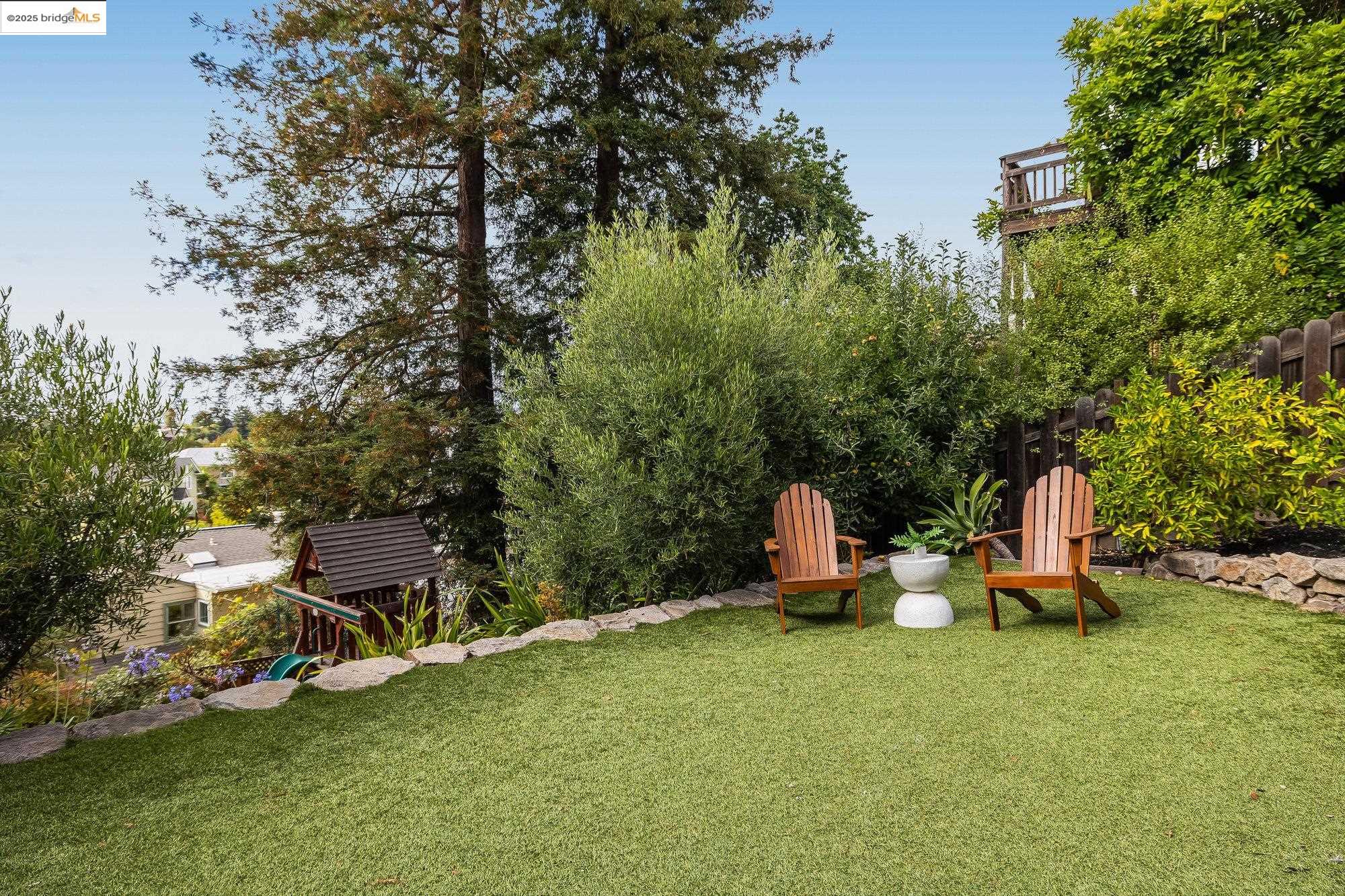 Detail Gallery Image 39 of 44 For 740 Calmar Ave, Oakland,  CA 94610 - 3 Beds | 2/1 Baths