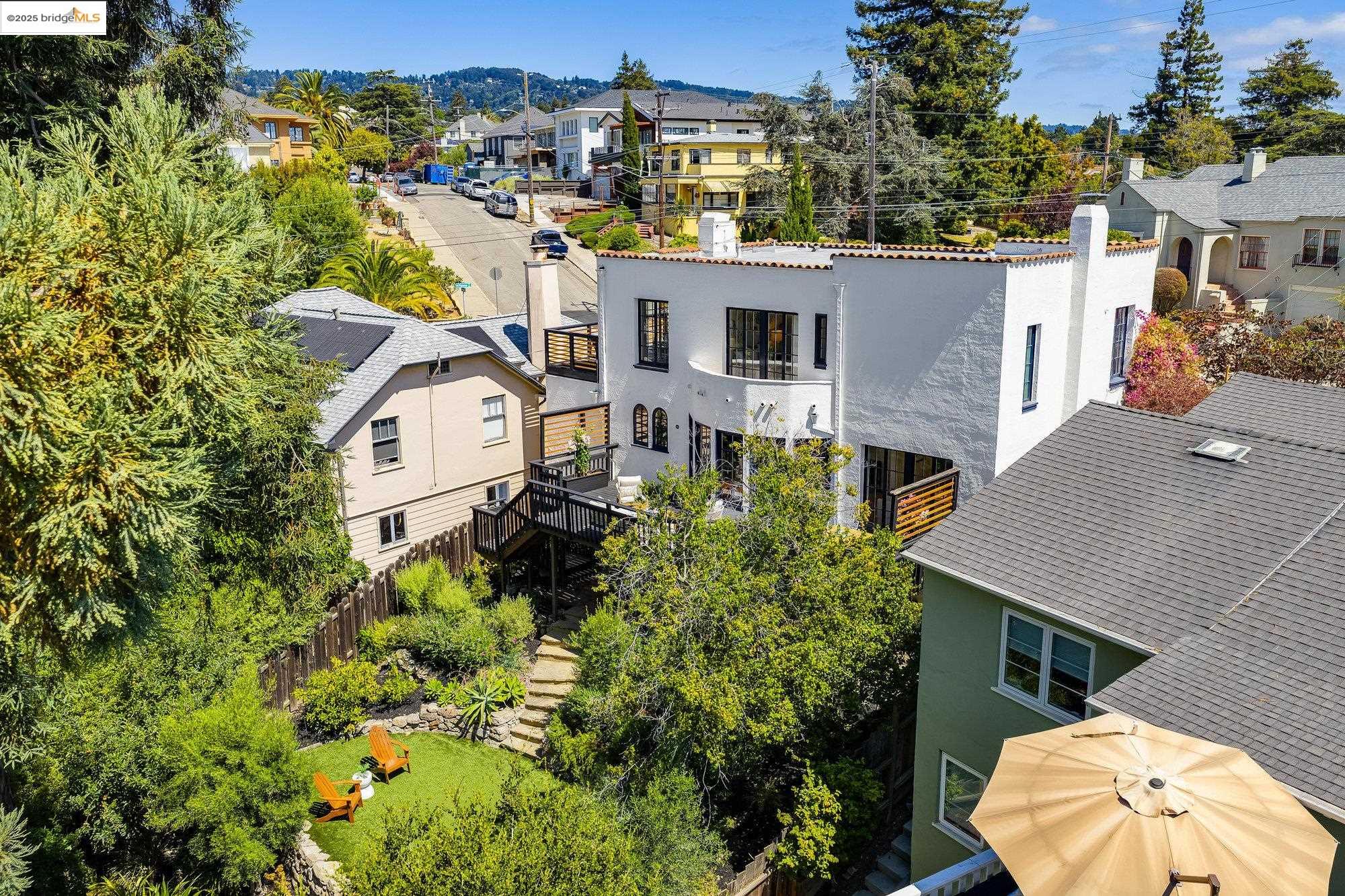Detail Gallery Image 43 of 44 For 740 Calmar Ave, Oakland,  CA 94610 - 3 Beds | 2/1 Baths