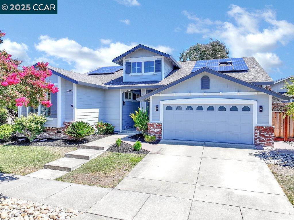 Detail Gallery Image 1 of 30 For 7782 Foppiano Way, Windsor,  CA 95492 - 4 Beds | 2 Baths