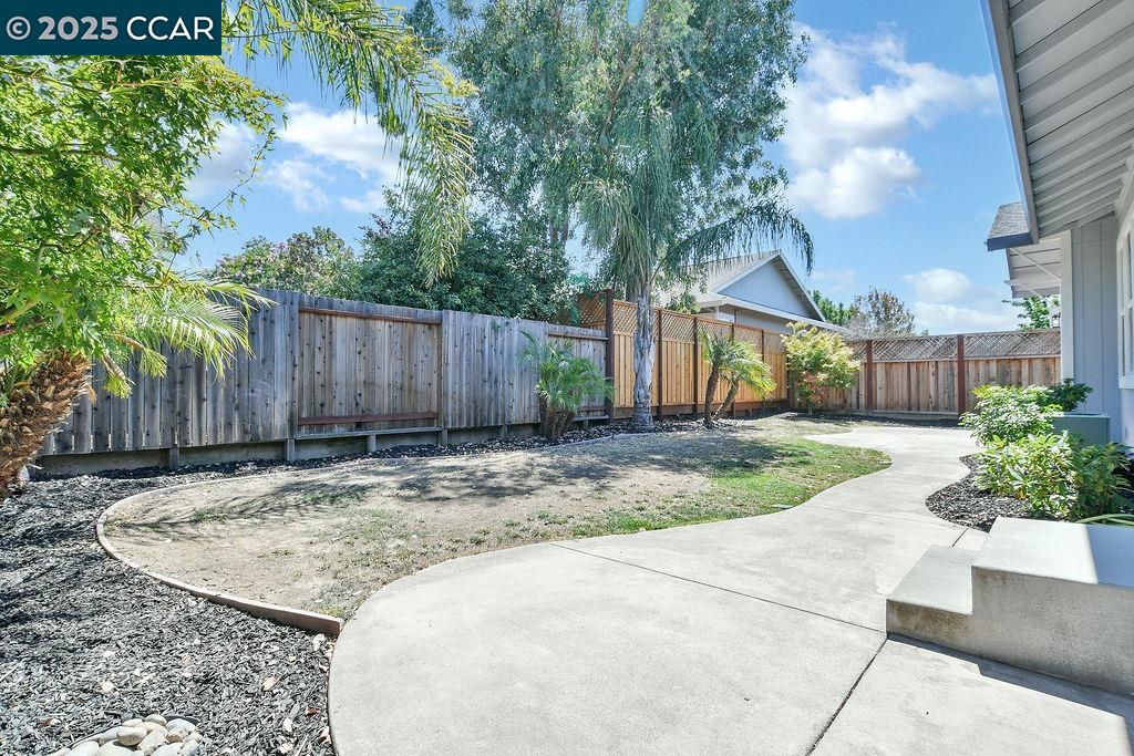 Detail Gallery Image 28 of 30 For 7782 Foppiano Way, Windsor,  CA 95492 - 4 Beds | 2 Baths