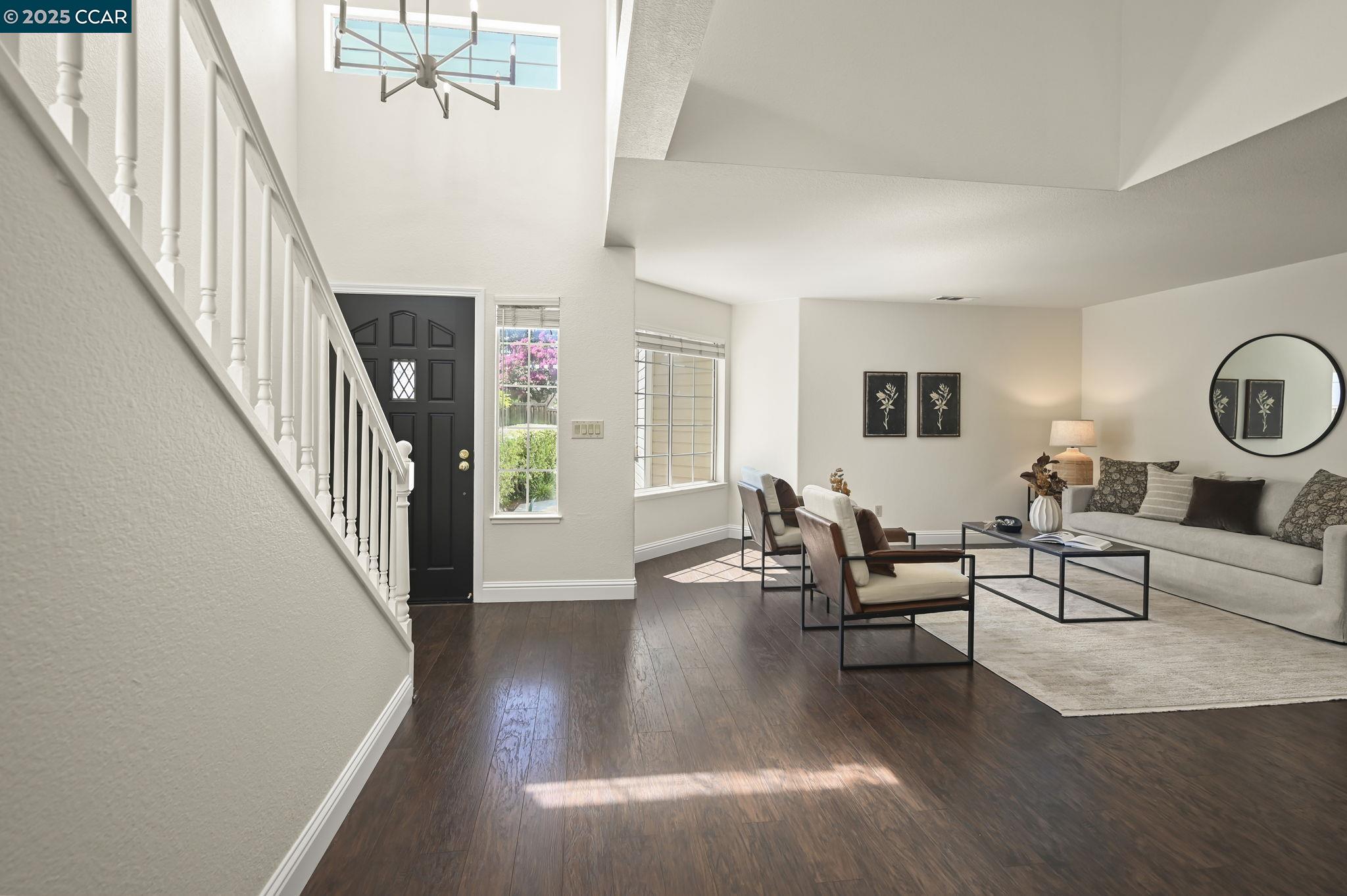 Detail Gallery Image 3 of 47 For 3705 Rose Rock Cir, Pleasanton,  CA 94588 - 4 Beds | 2/1 Baths