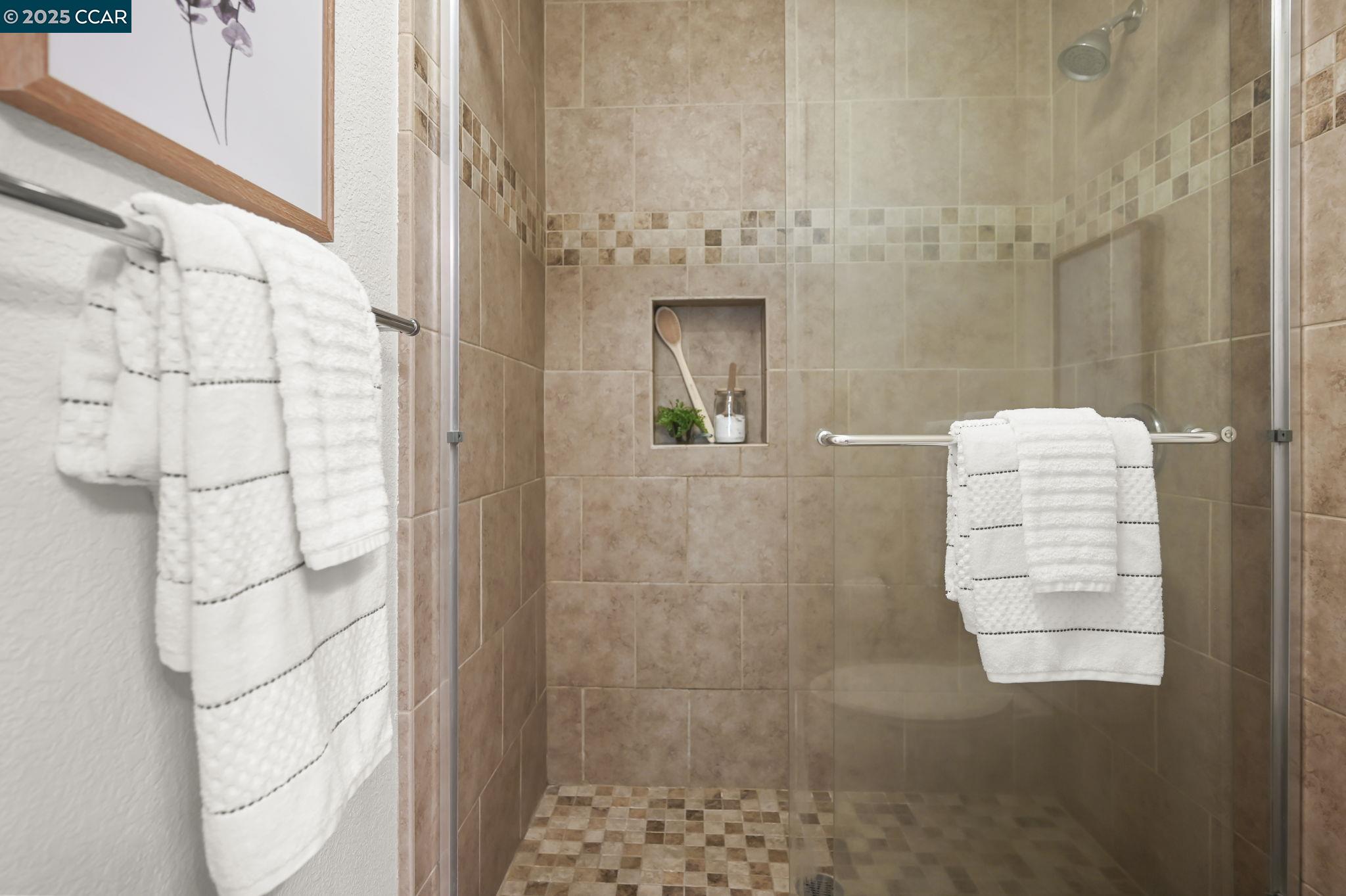 Detail Gallery Image 27 of 47 For 3705 Rose Rock Cir, Pleasanton,  CA 94588 - 4 Beds | 2/1 Baths