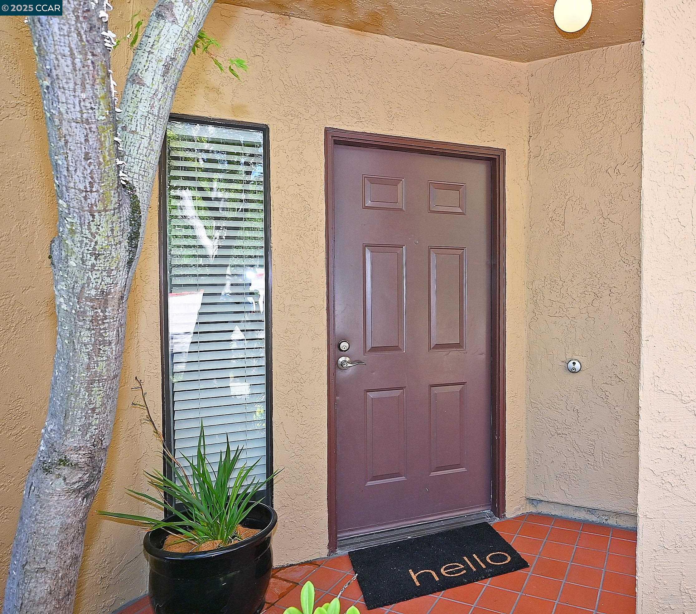 Detail Gallery Image 2 of 43 For 3279 Mt Diablo Ct #1,  Lafayette,  CA 94549 - 2 Beds | 2/1 Baths