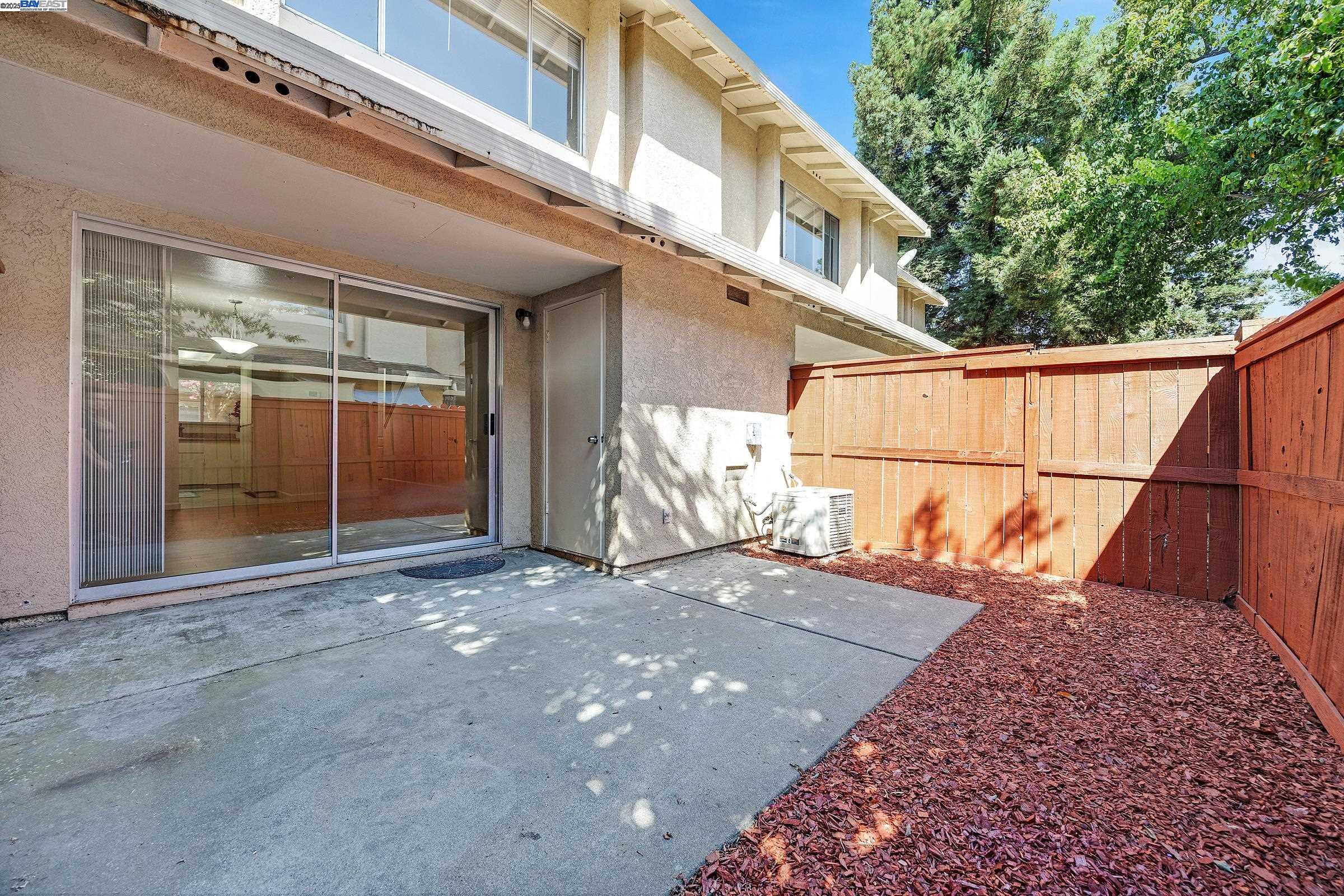 Detail Gallery Image 26 of 46 For 1941 Grande Cir #54,  Fairfield,  CA 94533 - 2 Beds | 1/1 Baths