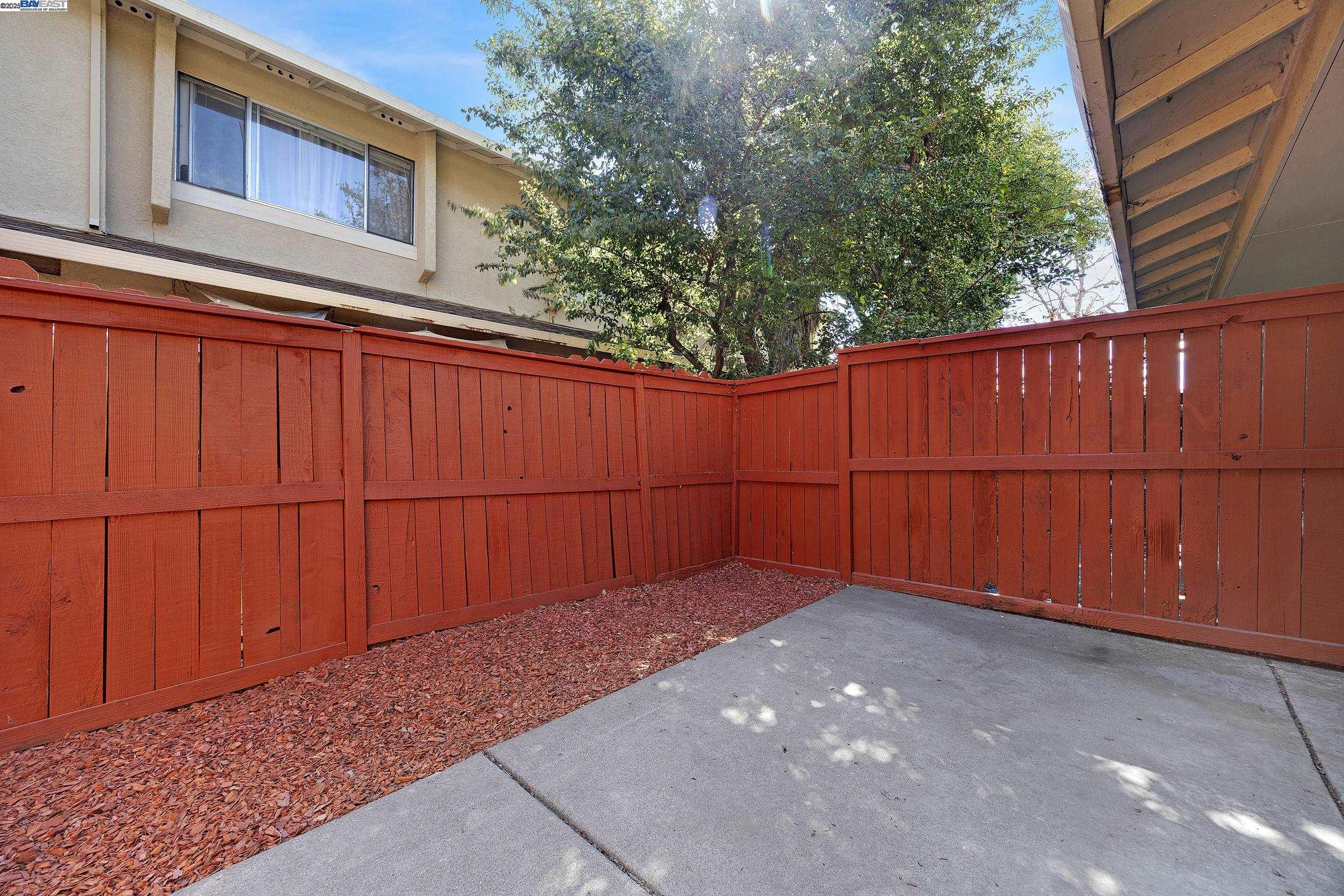 Detail Gallery Image 29 of 46 For 1941 Grande Cir #54,  Fairfield,  CA 94533 - 2 Beds | 1/1 Baths