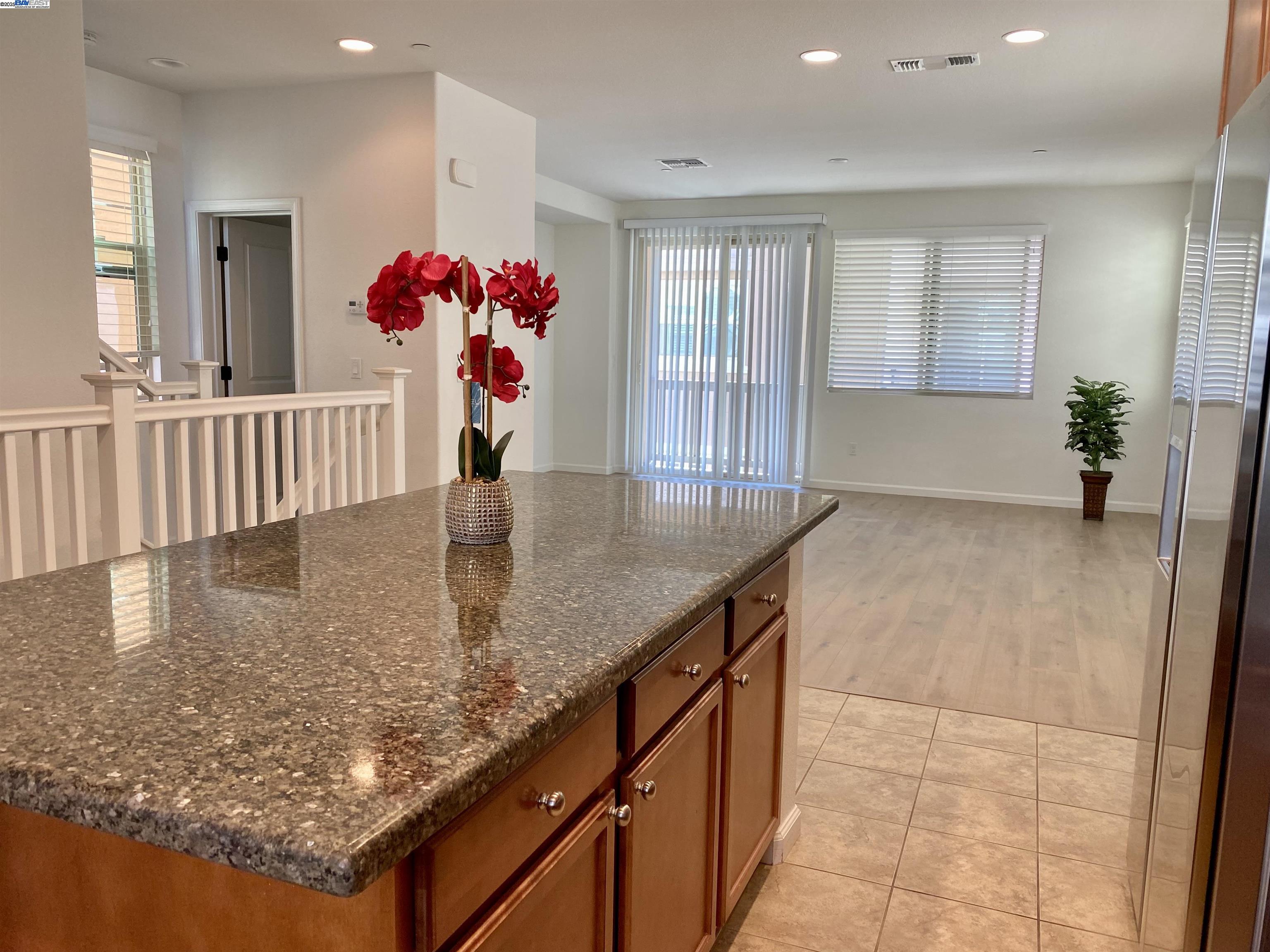 Detail Gallery Image 15 of 26 For 2932 Patcham Cmn, Livermore,  CA 94550 - 0 Beds | 1/1 Baths
