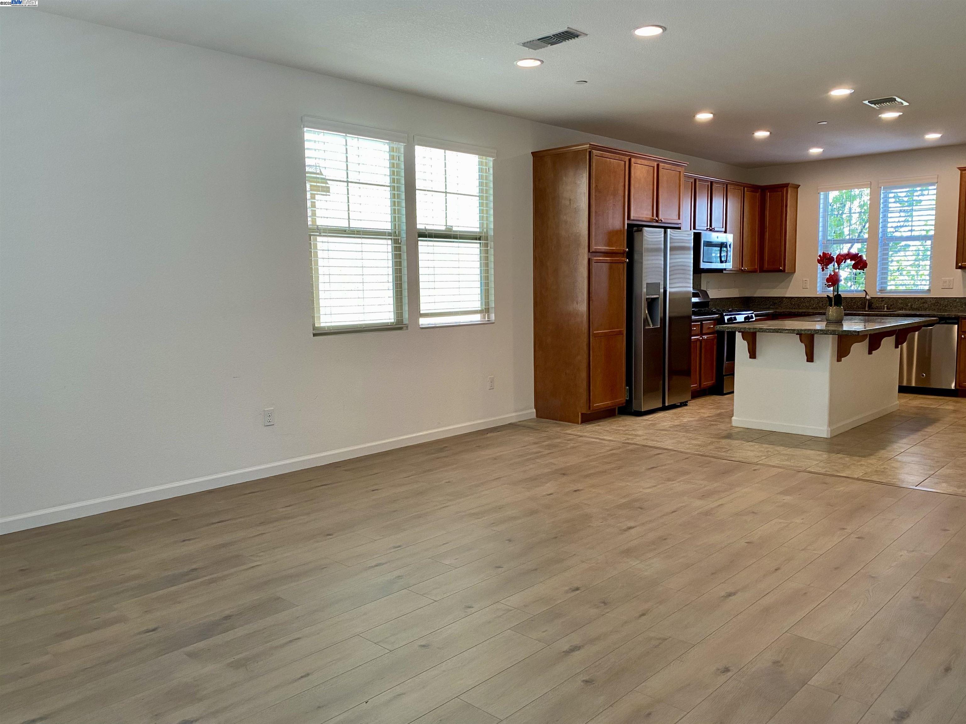 Detail Gallery Image 16 of 26 For 2932 Patcham Cmn, Livermore,  CA 94550 - 0 Beds | 1/1 Baths