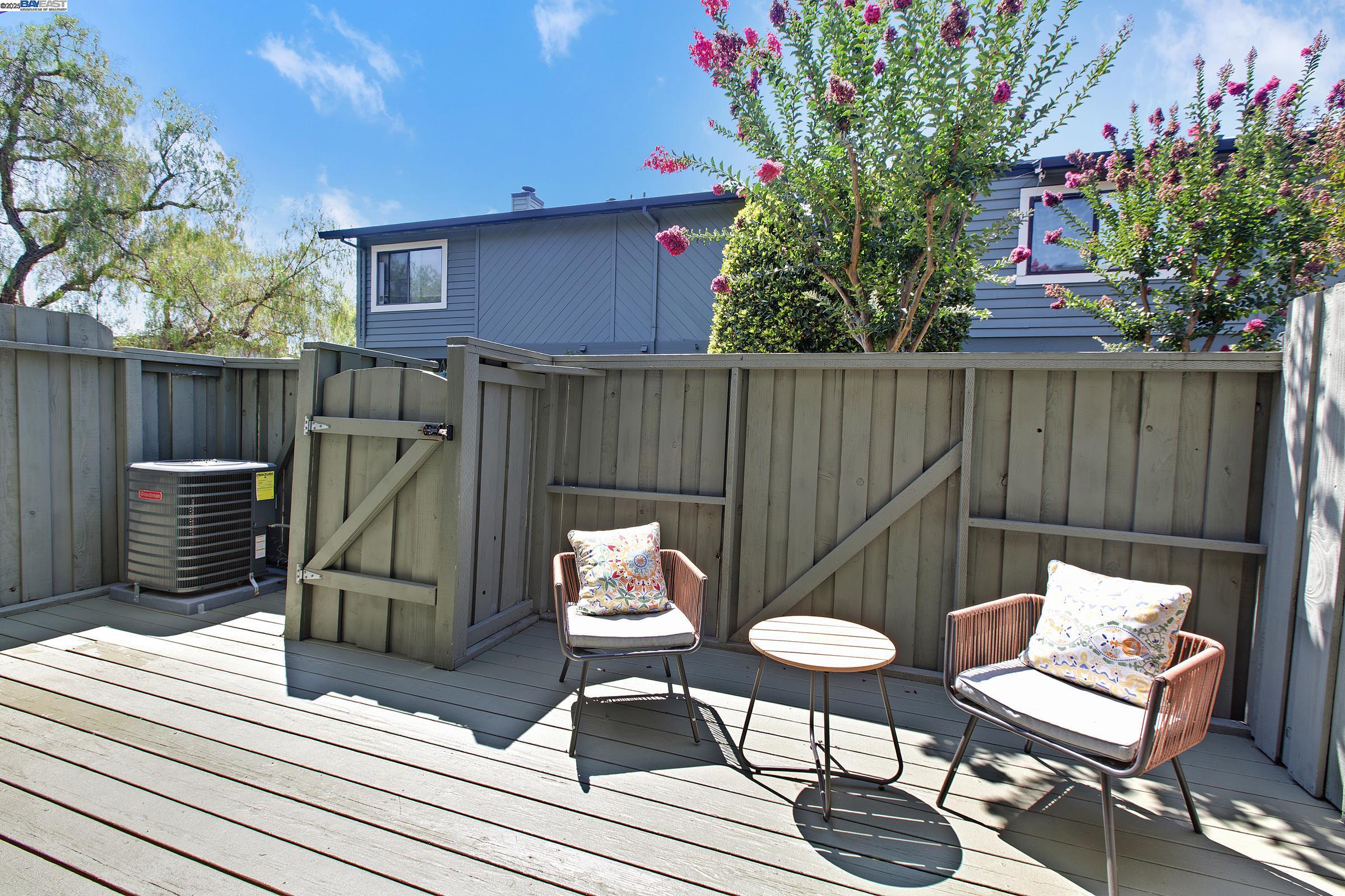 Detail Gallery Image 22 of 32 For 2218 Fazeli Court, Campbell,  CA 95008 - 2 Beds | 2/1 Baths