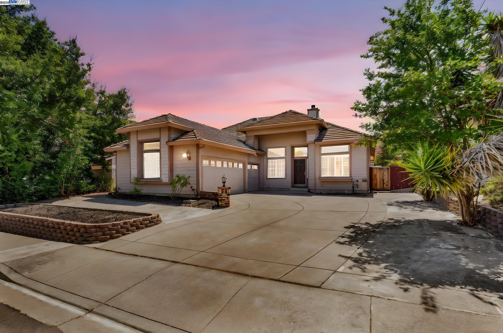 Detail Gallery Image 2 of 42 For 2450 Palm Ct, Brentwood,  CA 94513 - 5 Beds | 3 Baths