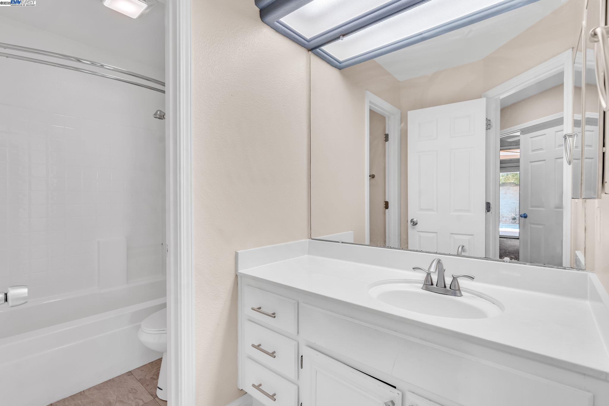 Detail Gallery Image 19 of 42 For 2450 Palm Ct, Brentwood,  CA 94513 - 5 Beds | 3 Baths