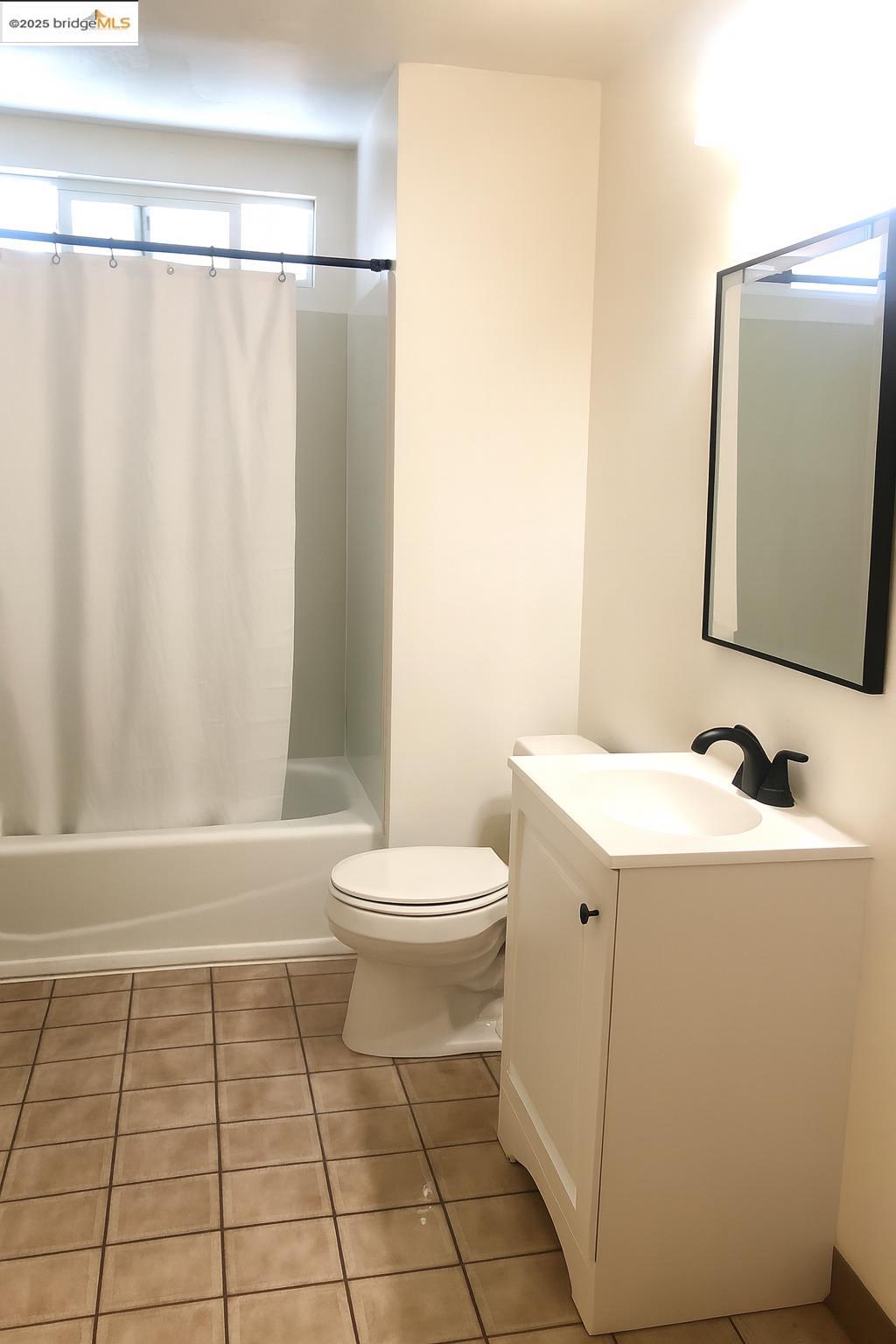 Detail Gallery Image 26 of 39 For 5702 Tucson Dr, San Jose,  CA 95118 - – Beds | – Baths