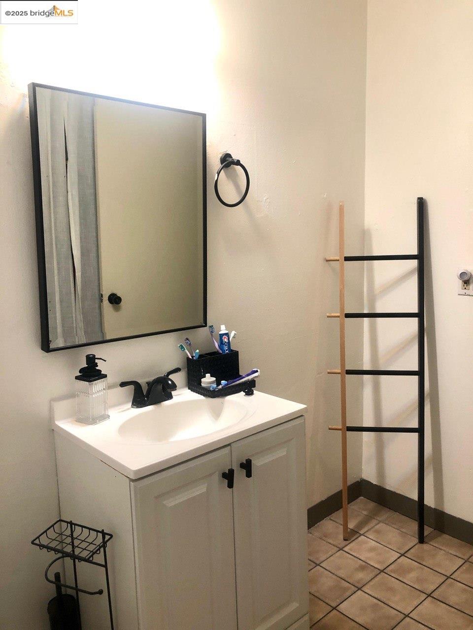 Detail Gallery Image 31 of 40 For 5702 Tucson Dr, San Jose,  CA 95118 - – Beds | – Baths