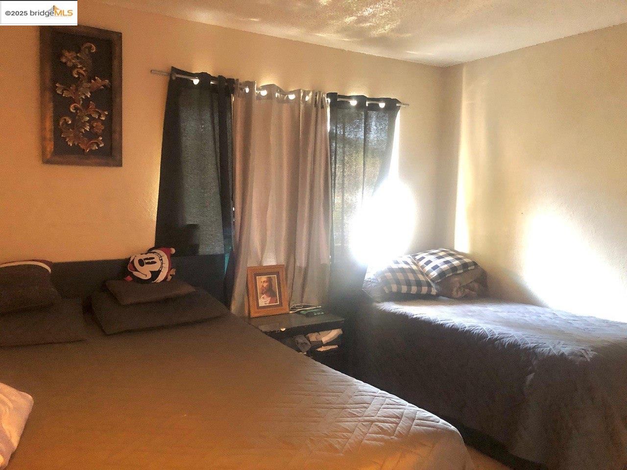 Detail Gallery Image 10 of 40 For 5702 Tucson Dr, San Jose,  CA 95118 - – Beds | – Baths