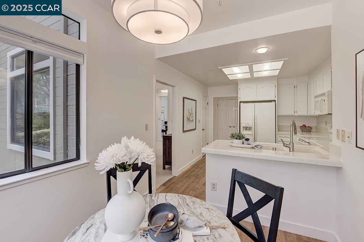 Detail Gallery Image 25 of 57 For 5301 Terra Granada Dr 1a,  Walnut Creek,  CA 94595 - 3 Beds | 2 Baths