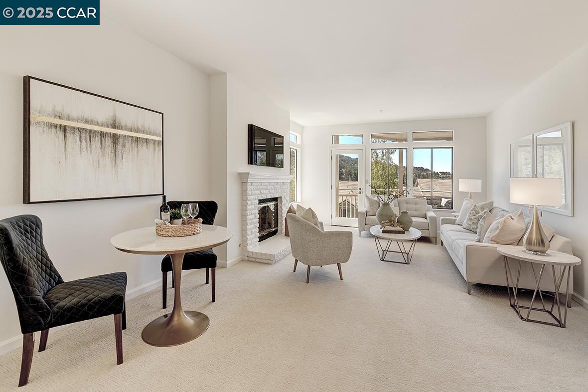 Detail Gallery Image 5 of 57 For 5301 Terra Granada Dr 1a,  Walnut Creek,  CA 94595 - 3 Beds | 2 Baths