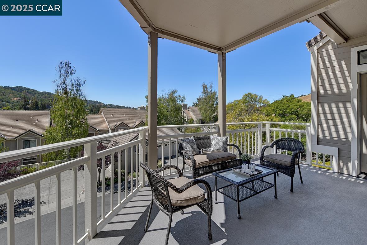 Detail Gallery Image 6 of 57 For 5301 Terra Granada Dr 1a,  Walnut Creek,  CA 94595 - 3 Beds | 2 Baths