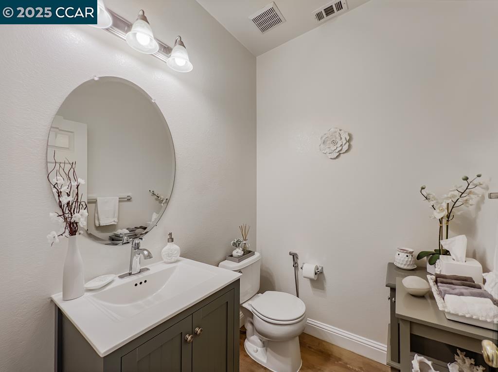 Detail Gallery Image 20 of 56 For 10552 Clarks Fork Cir, Stockton,  CA 95219 - 4 Beds | 2/1 Baths