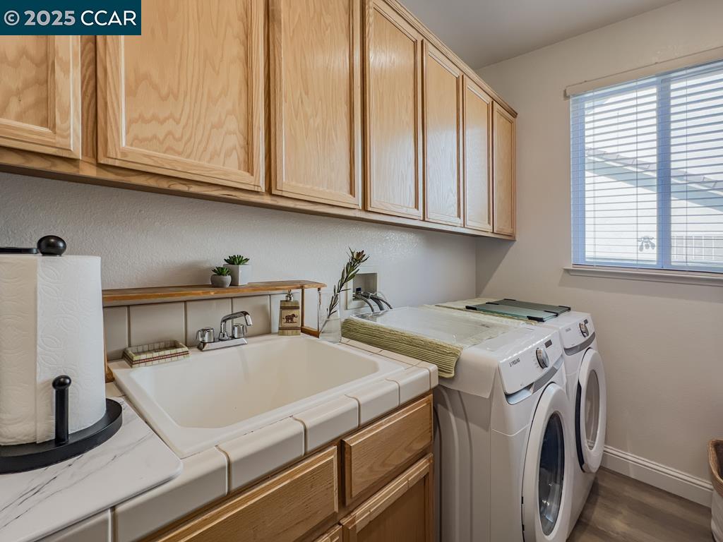 Detail Gallery Image 21 of 56 For 10552 Clarks Fork Cir, Stockton,  CA 95219 - 4 Beds | 2/1 Baths