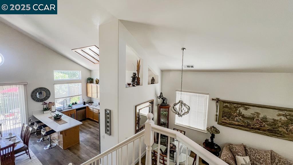 Detail Gallery Image 24 of 56 For 10552 Clarks Fork Cir, Stockton,  CA 95219 - 4 Beds | 2/1 Baths