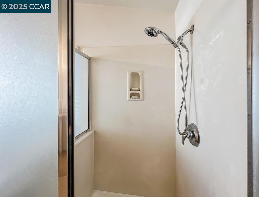 Detail Gallery Image 41 of 56 For 10552 Clarks Fork Cir, Stockton,  CA 95219 - 4 Beds | 2/1 Baths