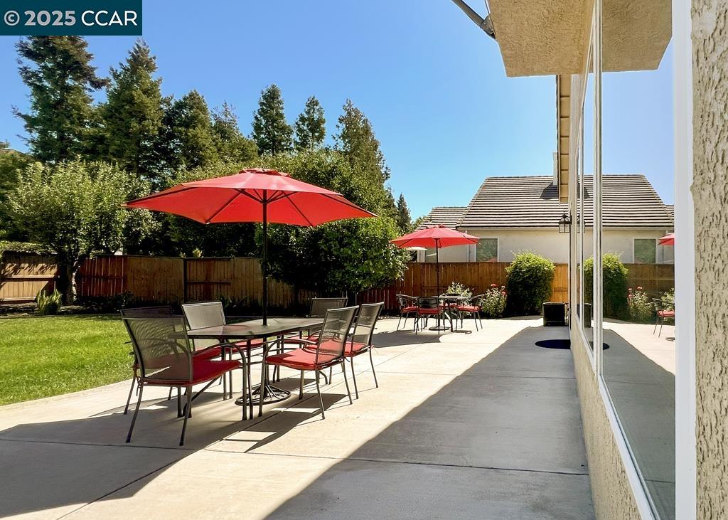 Detail Gallery Image 45 of 56 For 10552 Clarks Fork Cir, Stockton,  CA 95219 - 4 Beds | 2/1 Baths