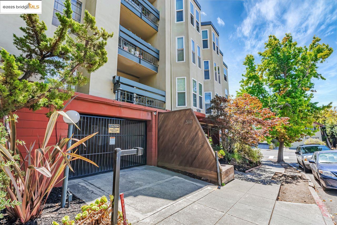Photo #2: 41108267 Listing 