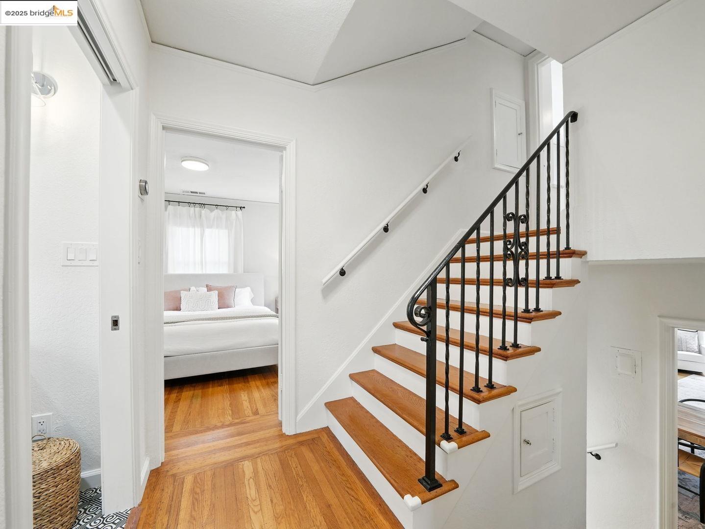 Detail Gallery Image 17 of 45 For 3712 Maple Ave, Oakland,  CA 94602 - 3 Beds | 2 Baths